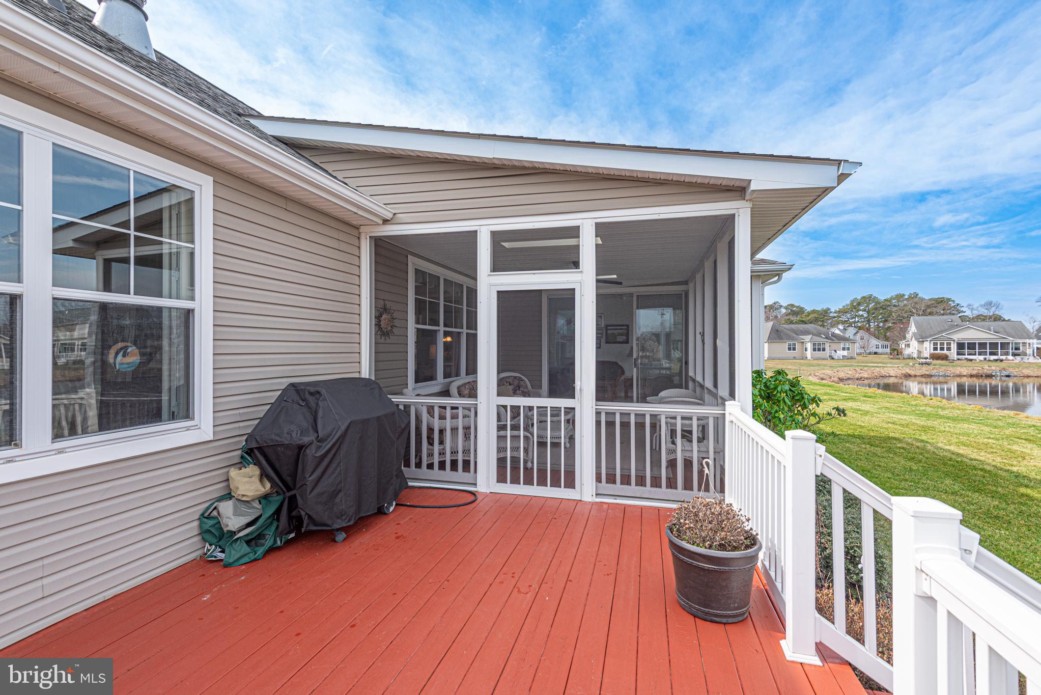 REFUGE AT DIRICKSON CREEK - Residential