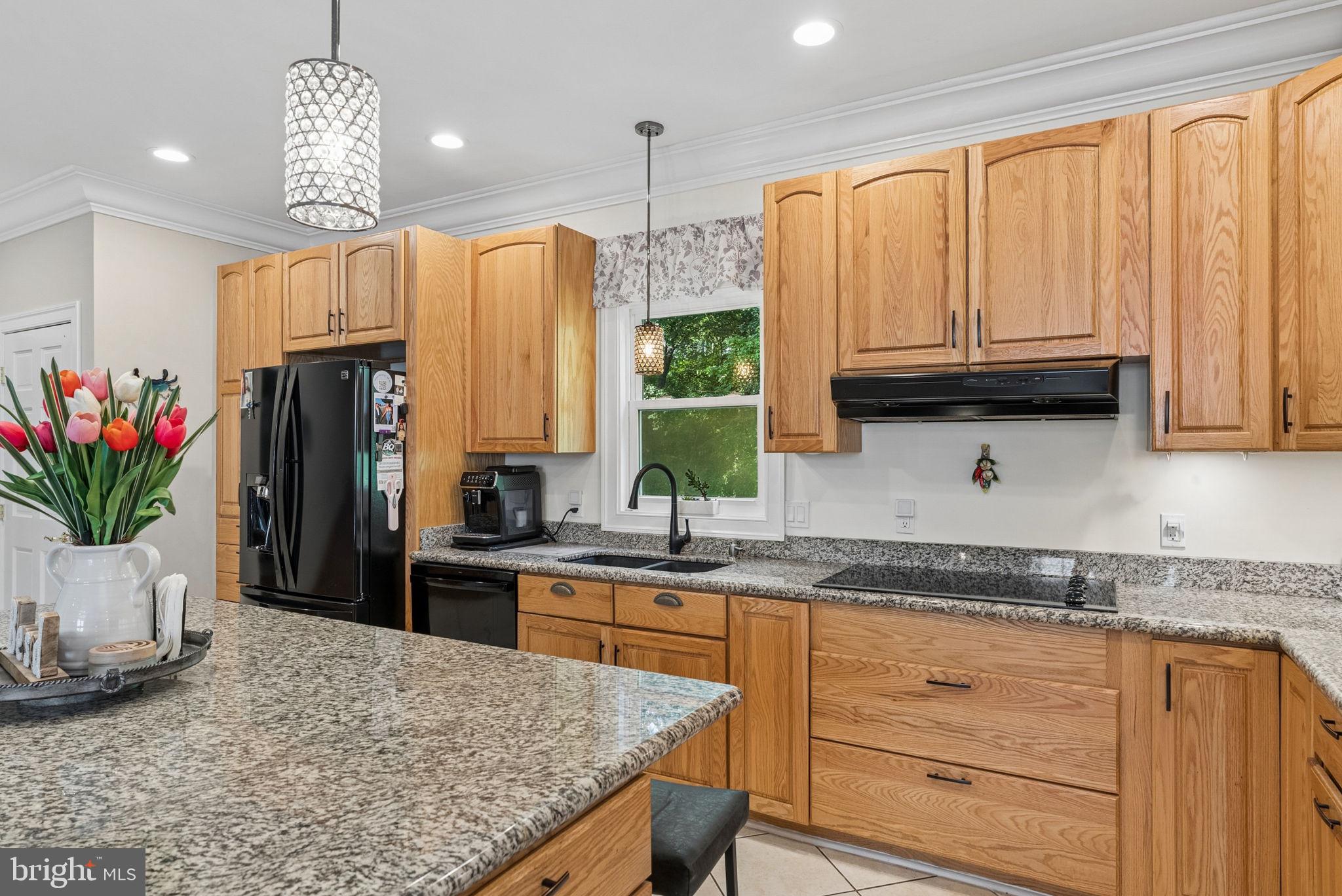 BOWLEYS QUARTERS - Residential