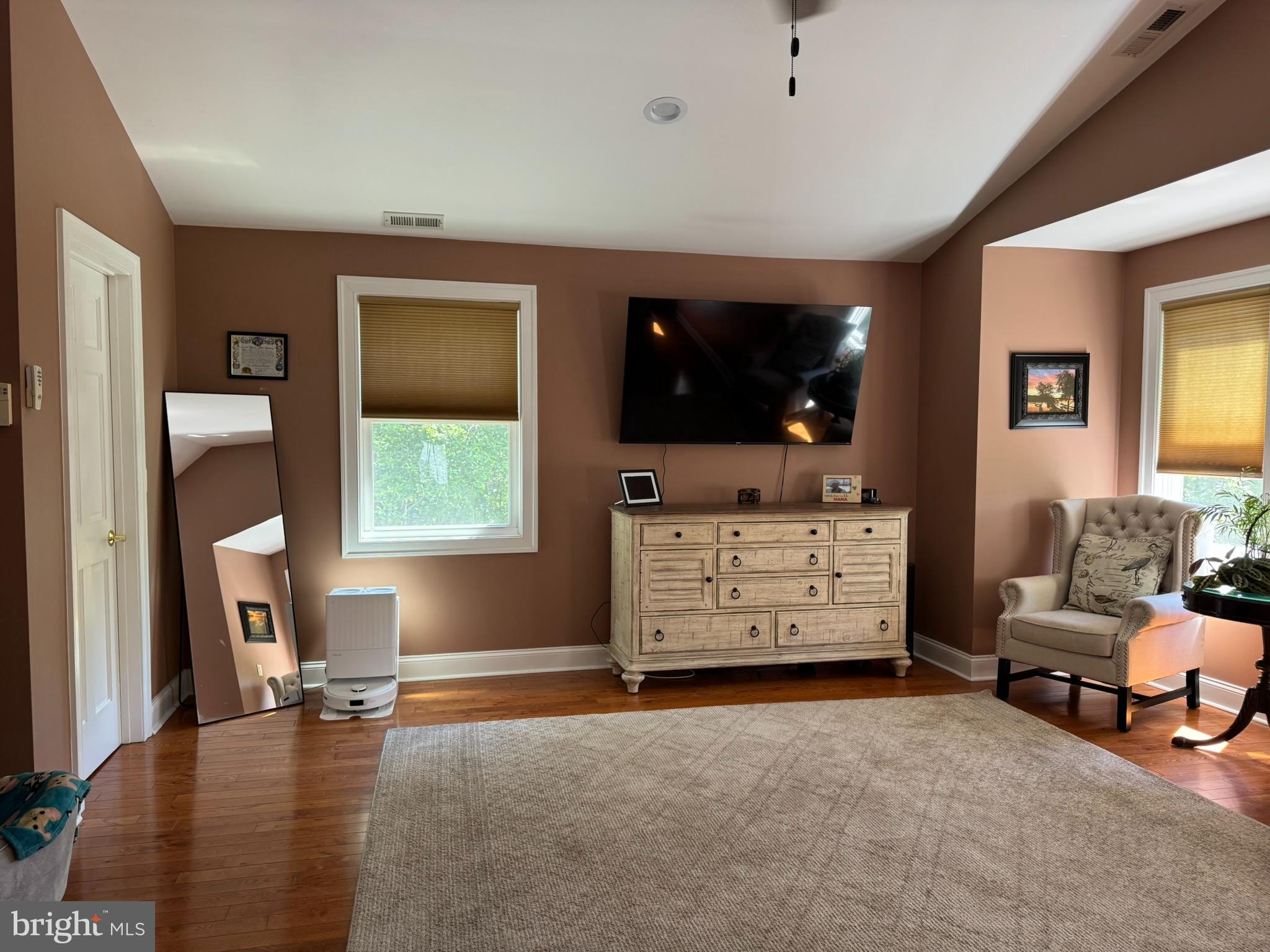 BOWLEYS QUARTERS - Residential