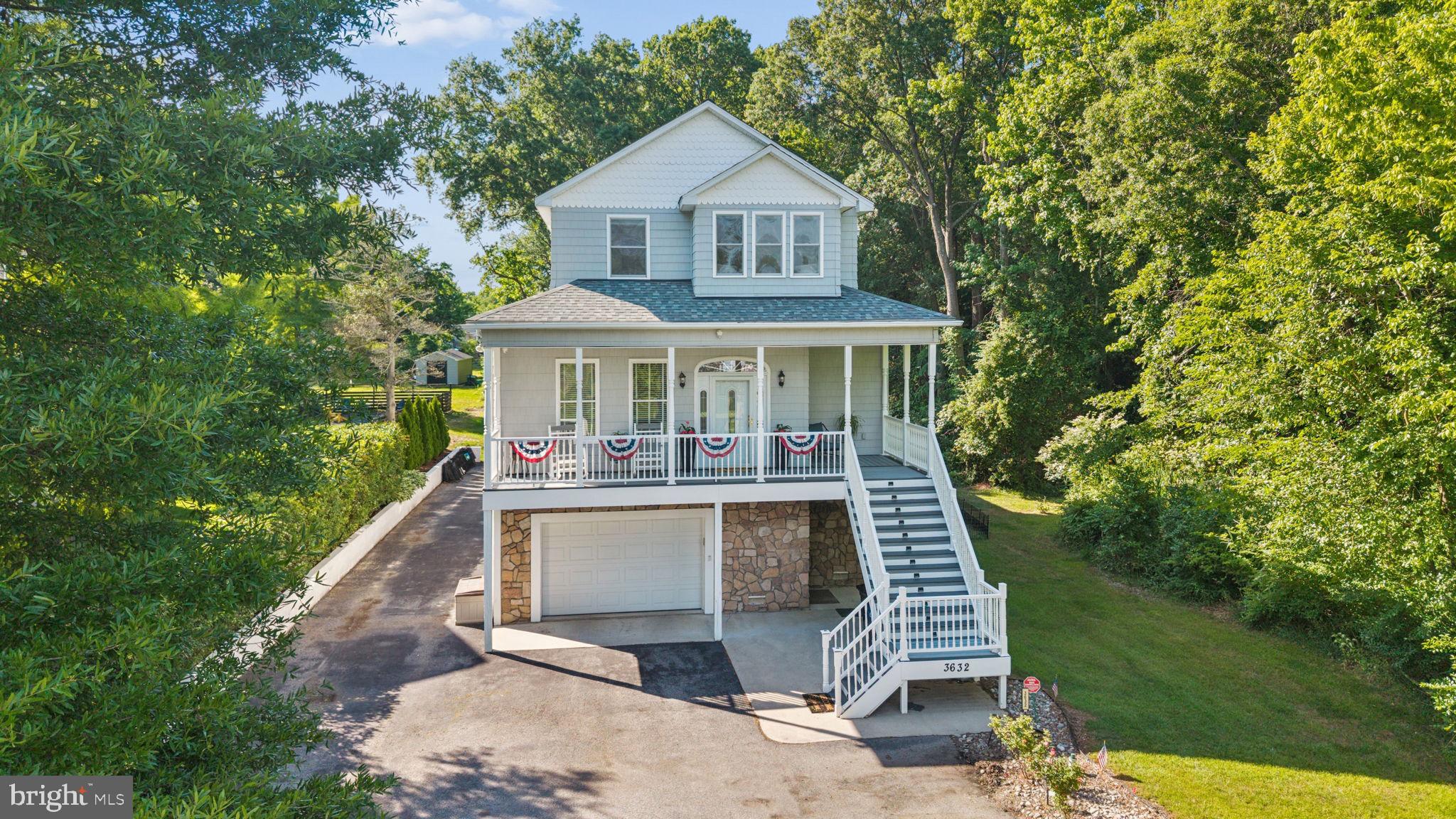 BOWLEYS QUARTERS - Residential