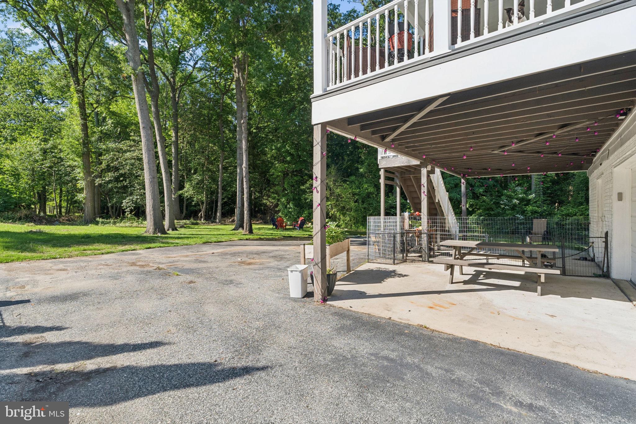 BOWLEYS QUARTERS - Residential