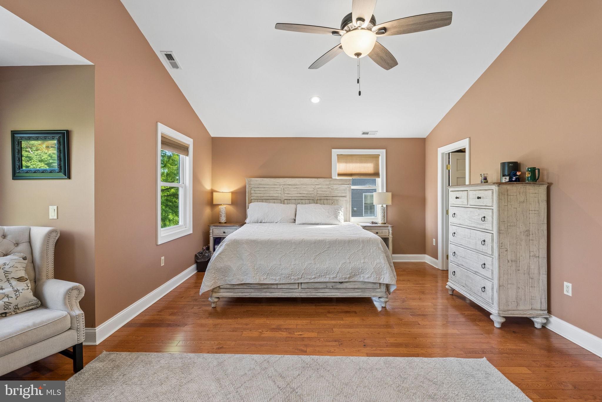 BOWLEYS QUARTERS - Residential