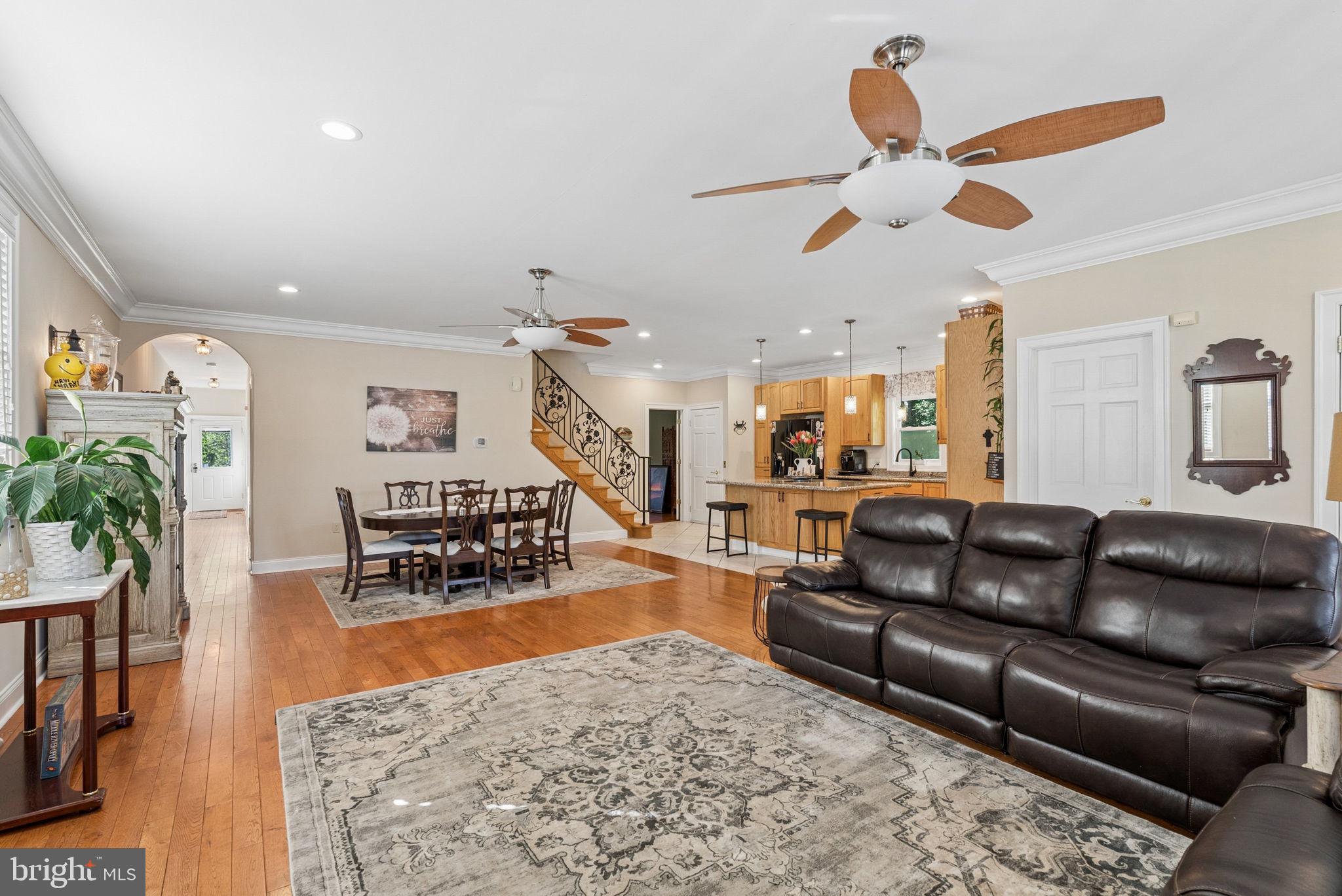 BOWLEYS QUARTERS - Residential