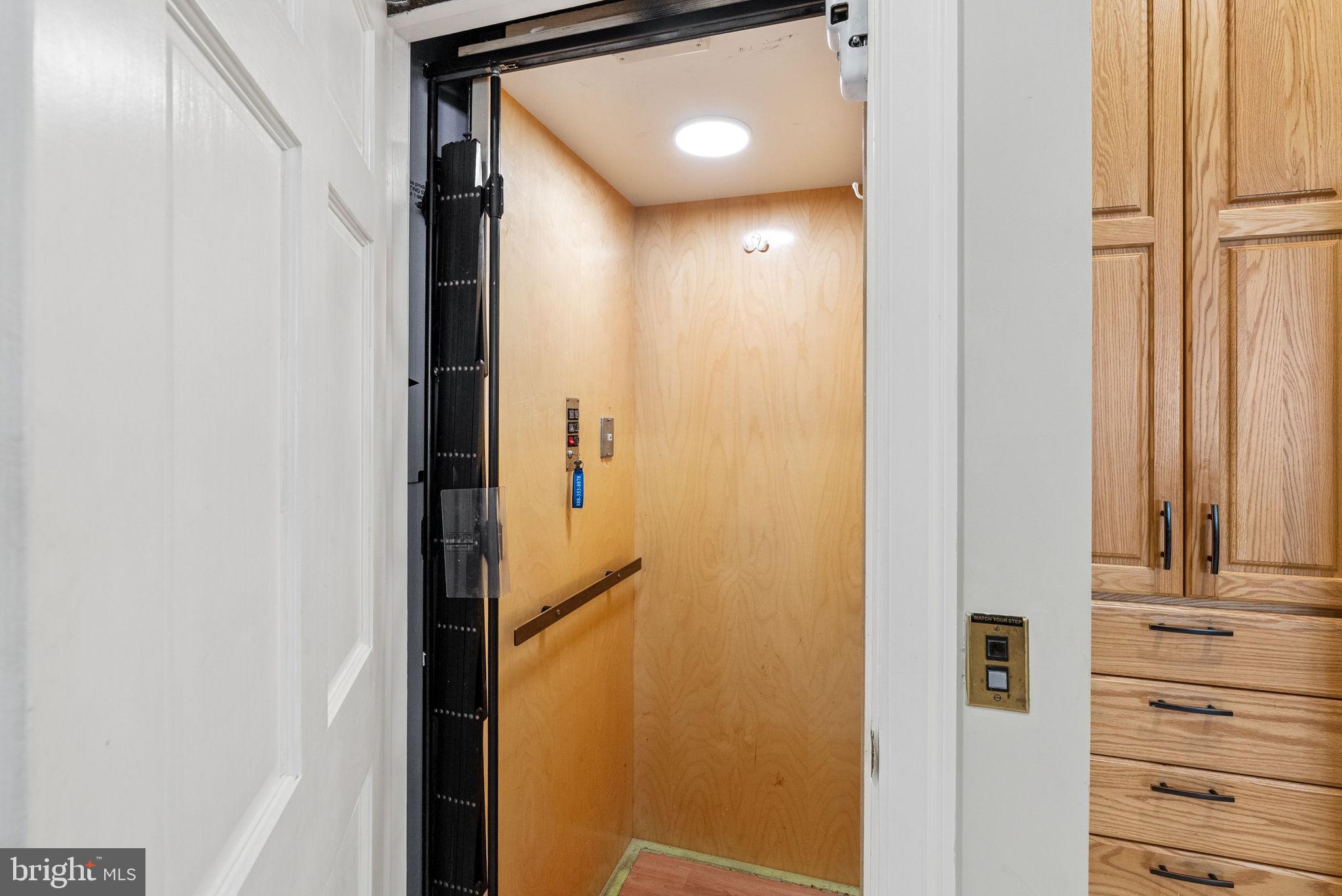 BOWLEYS QUARTERS - Residential