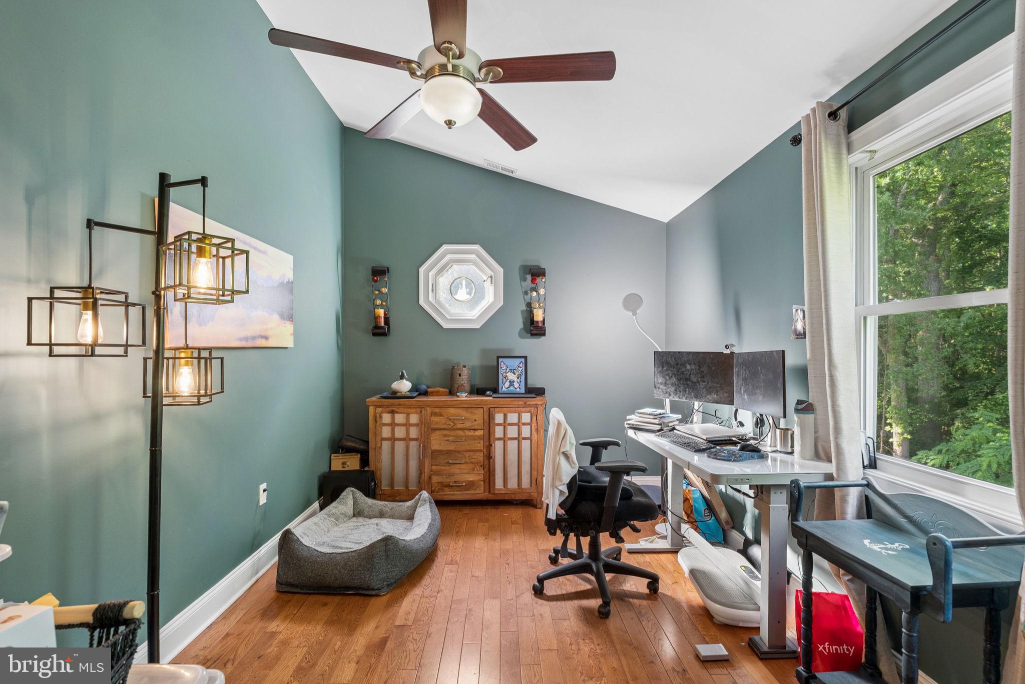 BOWLEYS QUARTERS - Residential