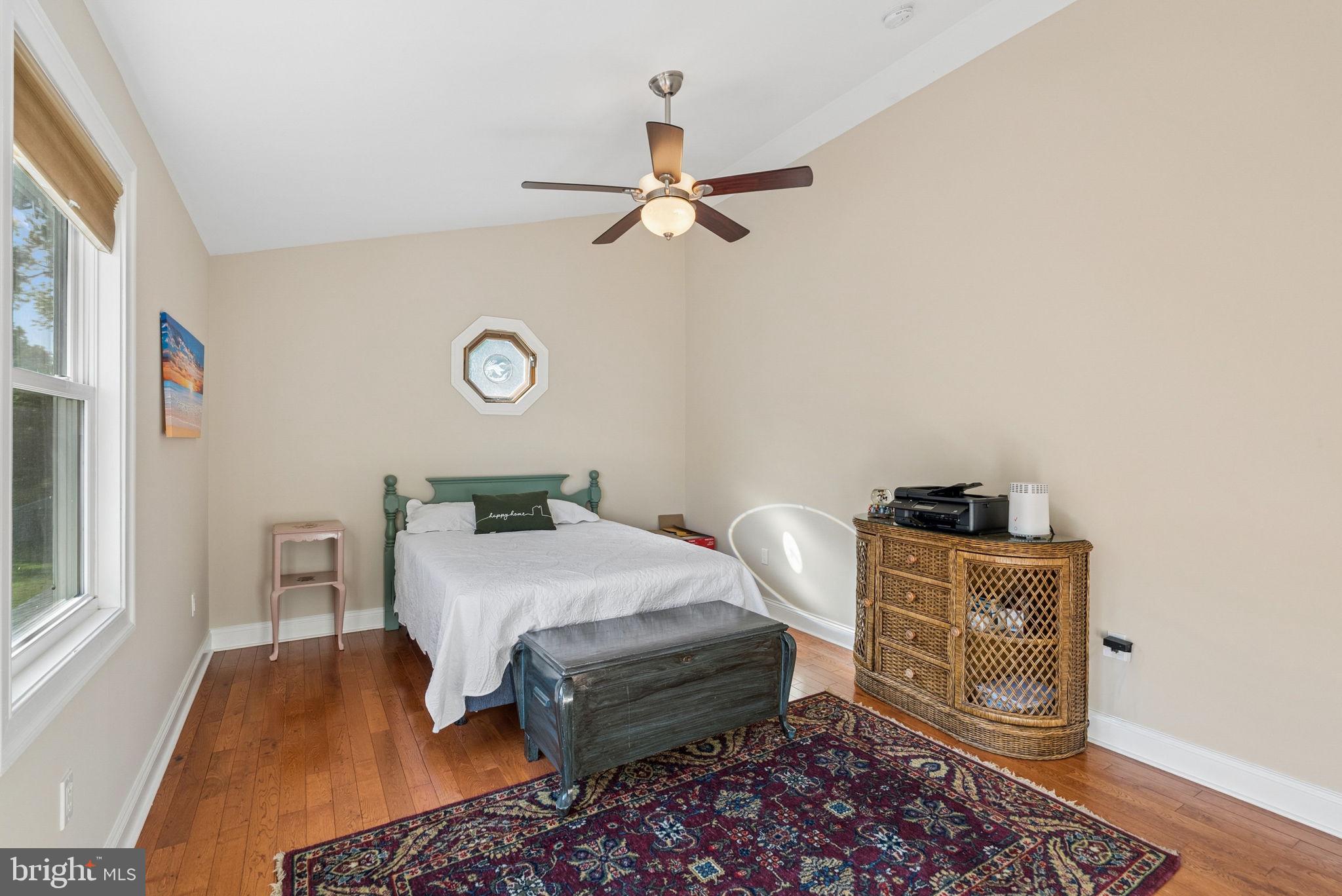 BOWLEYS QUARTERS - Residential