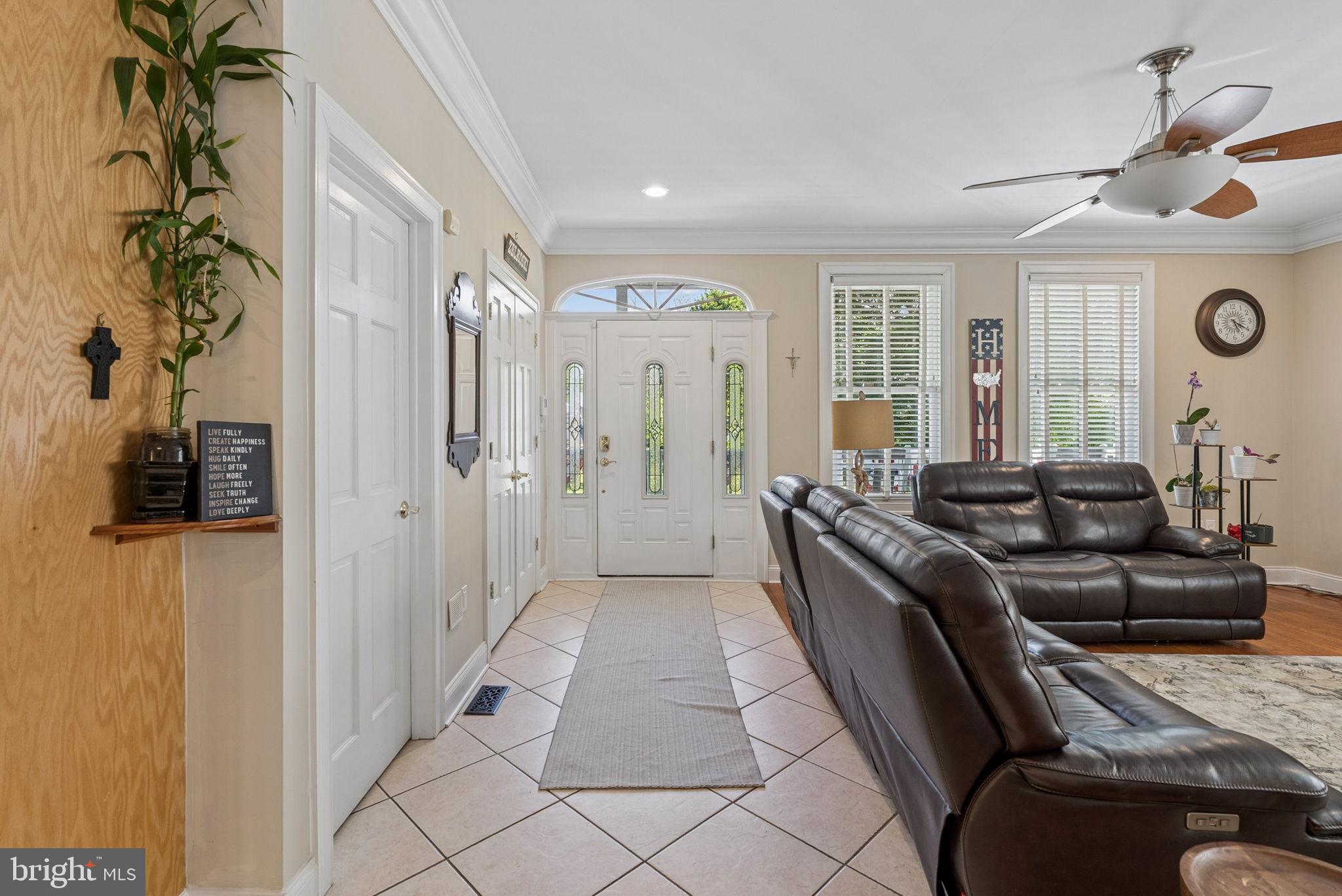 BOWLEYS QUARTERS - Residential