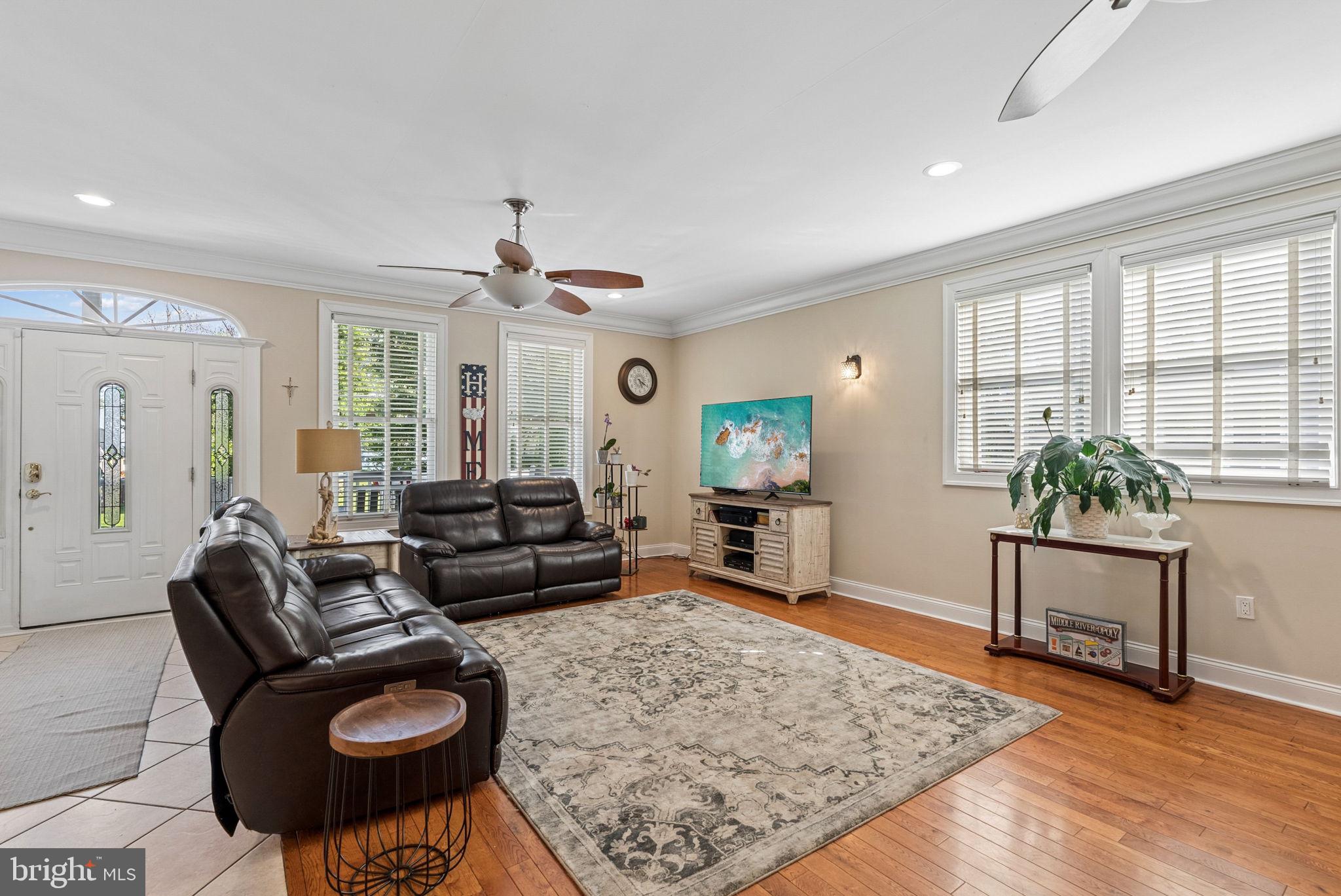 BOWLEYS QUARTERS - Residential