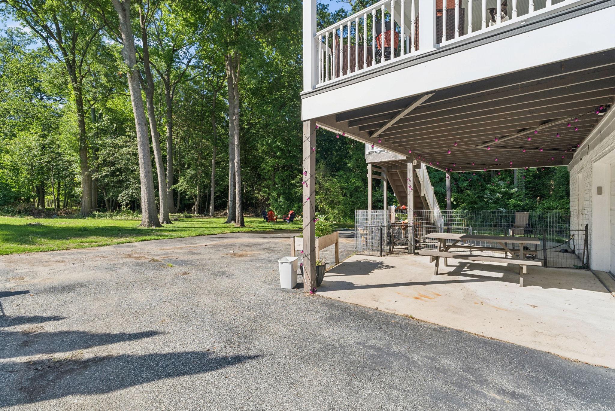 BOWLEYS QUARTERS - Residential