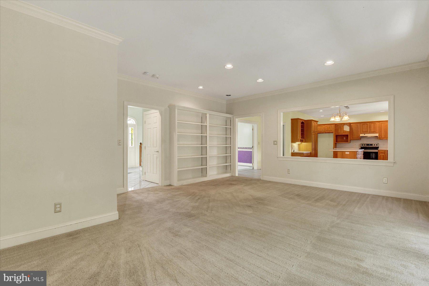 HUNTFIELD - Residential