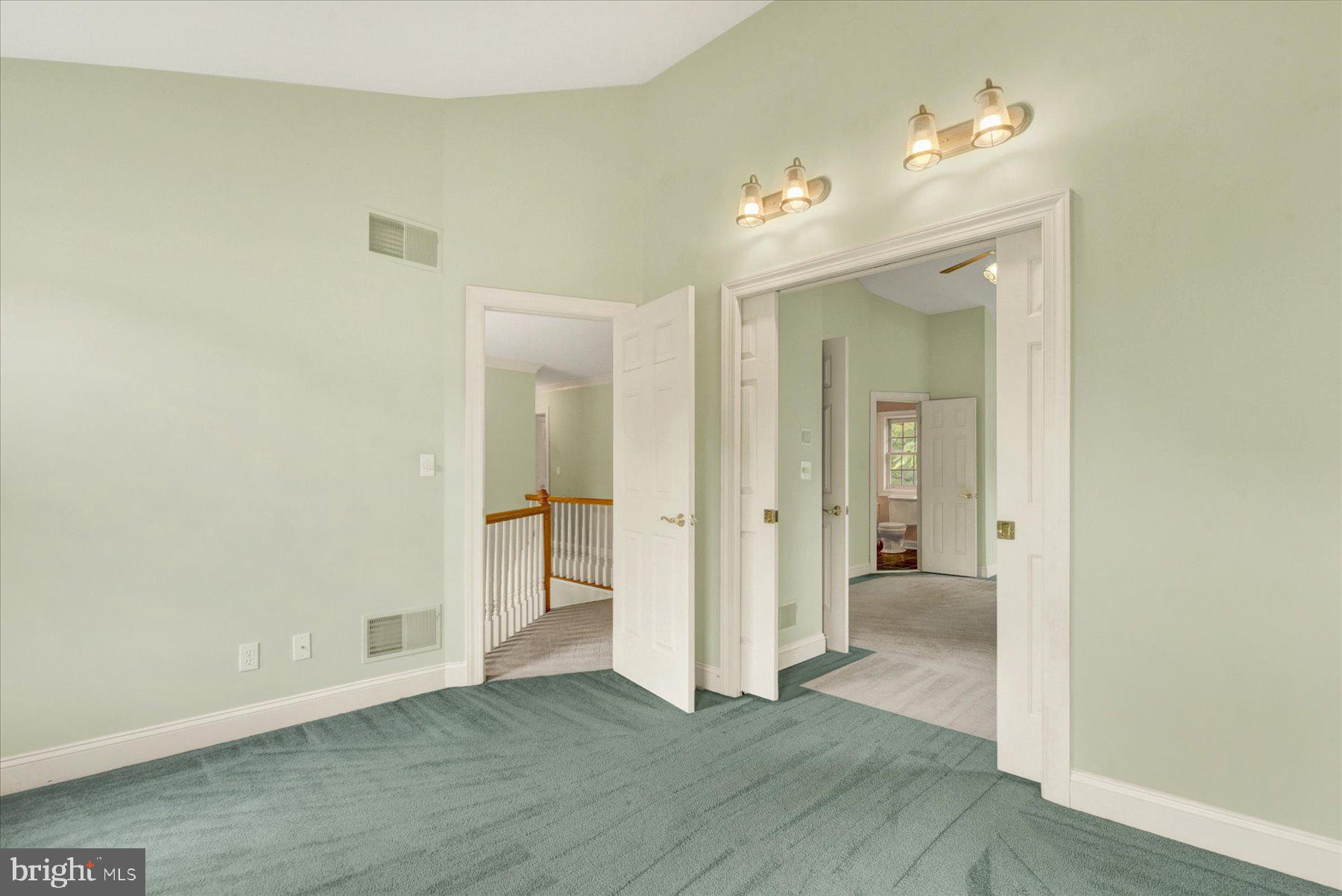 HUNTFIELD - Residential