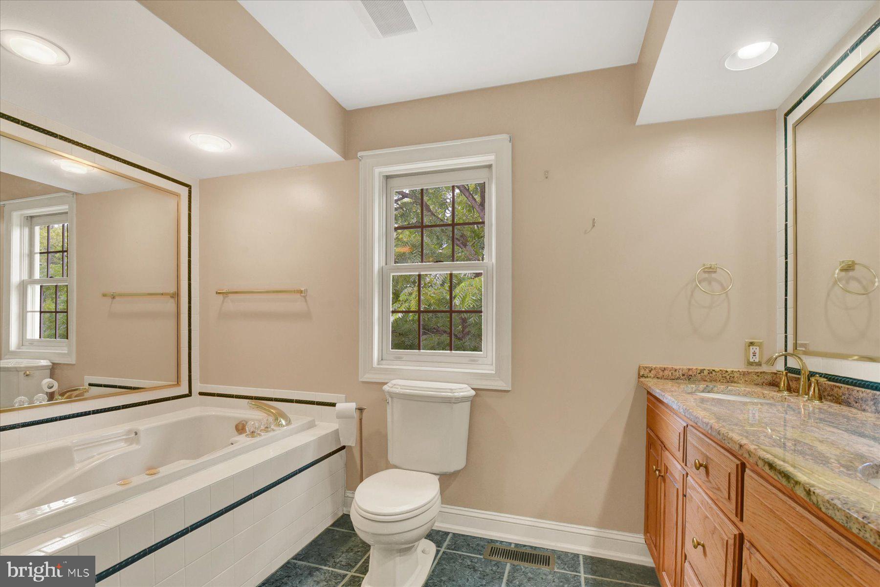 HUNTFIELD - Residential