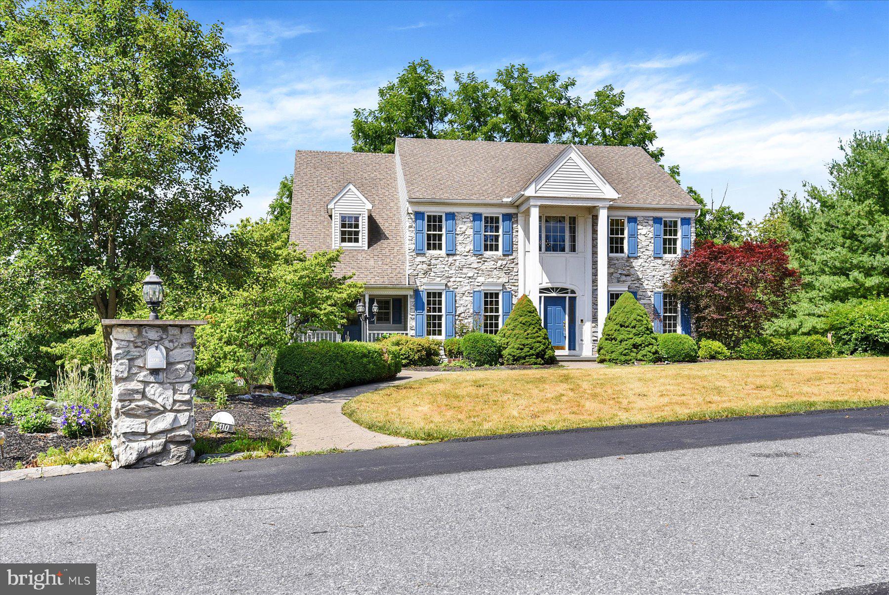 HUNTFIELD - Residential