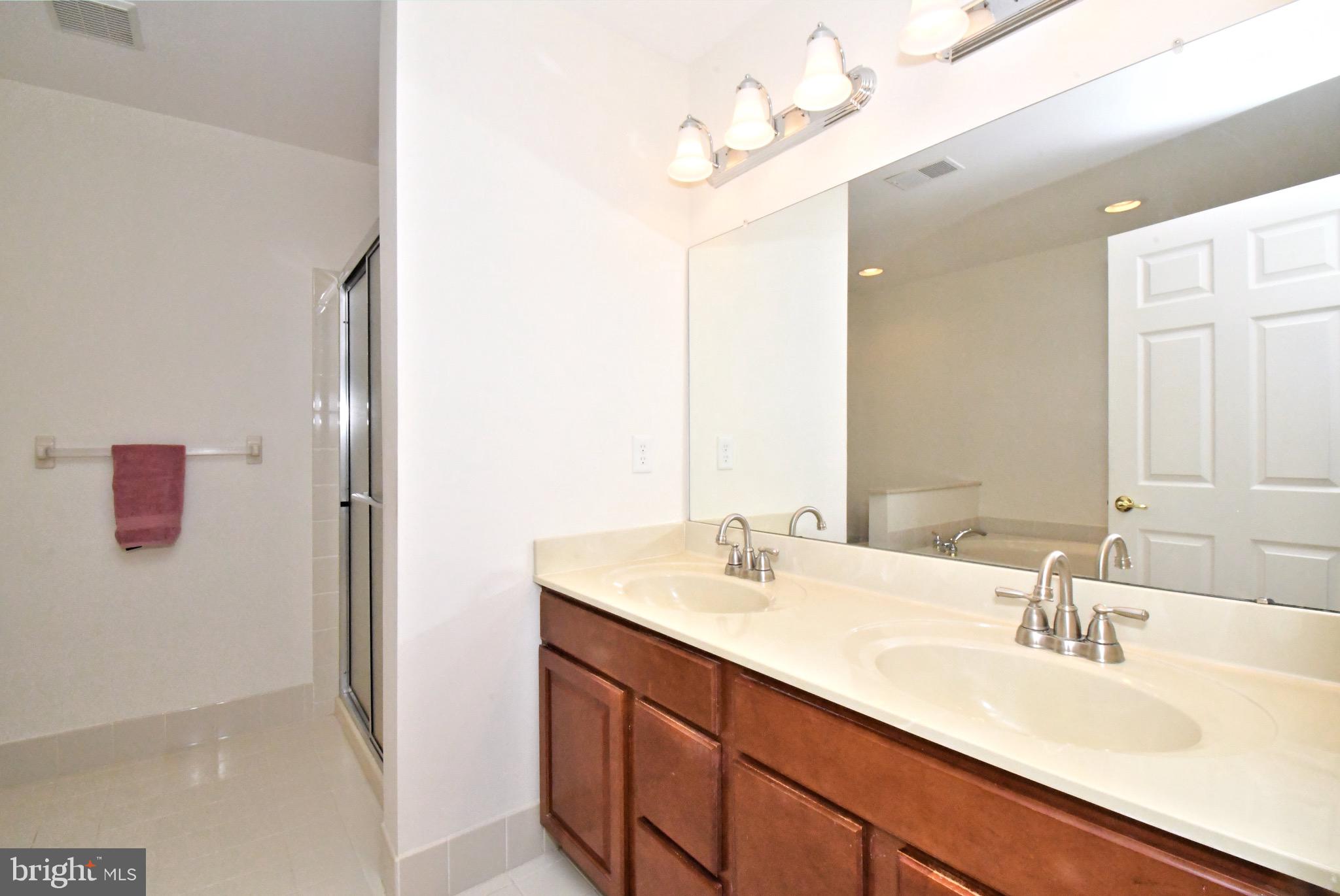 WILLISTOWN HUNT - Residential