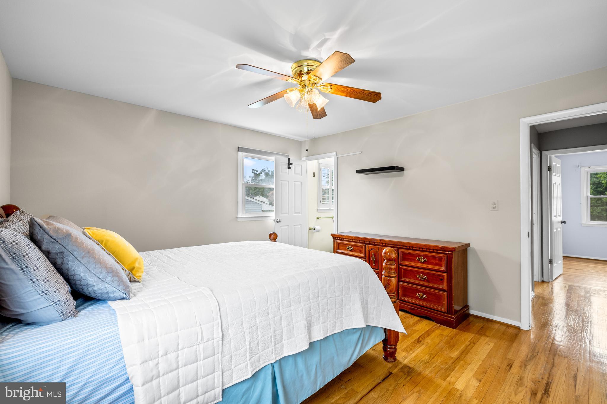 SILVERGATE VILLAGE - Residential