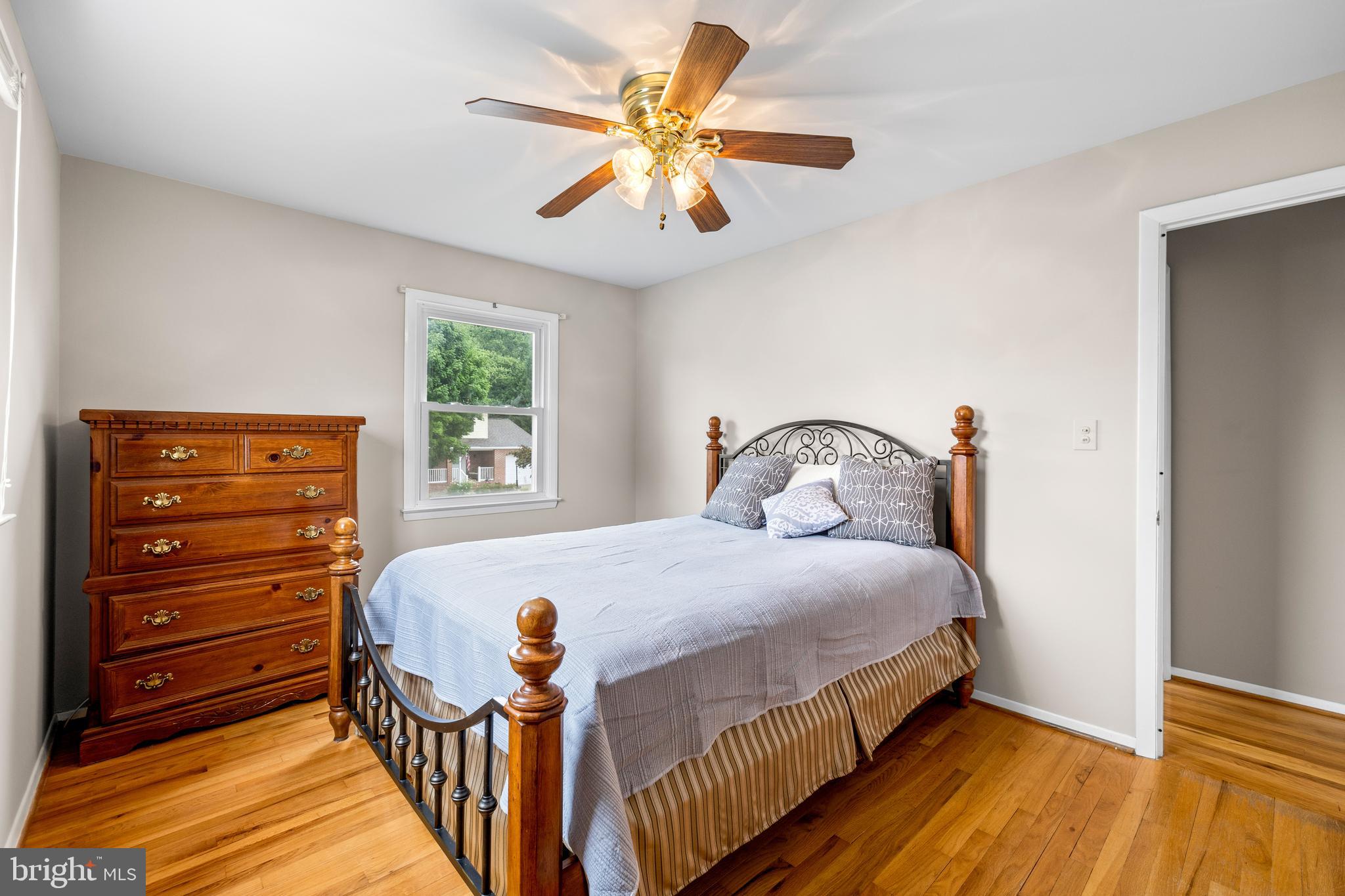 SILVERGATE VILLAGE - Residential