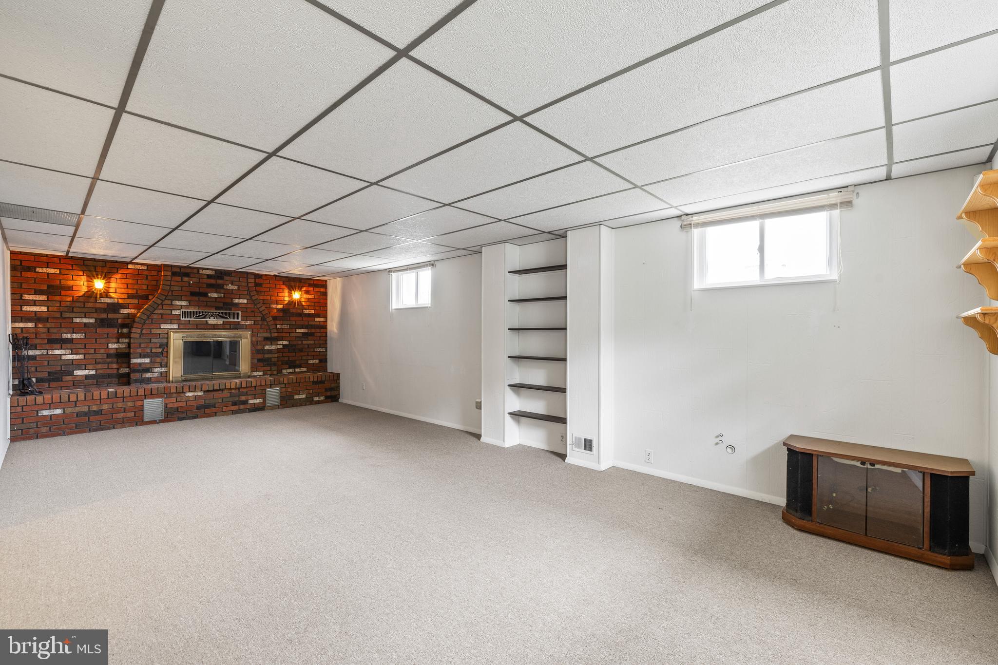 SILVERGATE VILLAGE - Residential