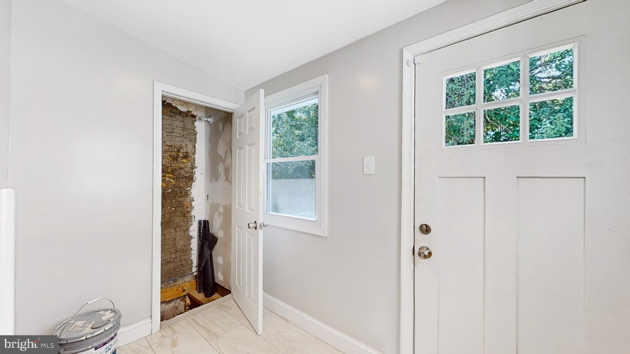 PHILADELPHIA (WEST) - Residential