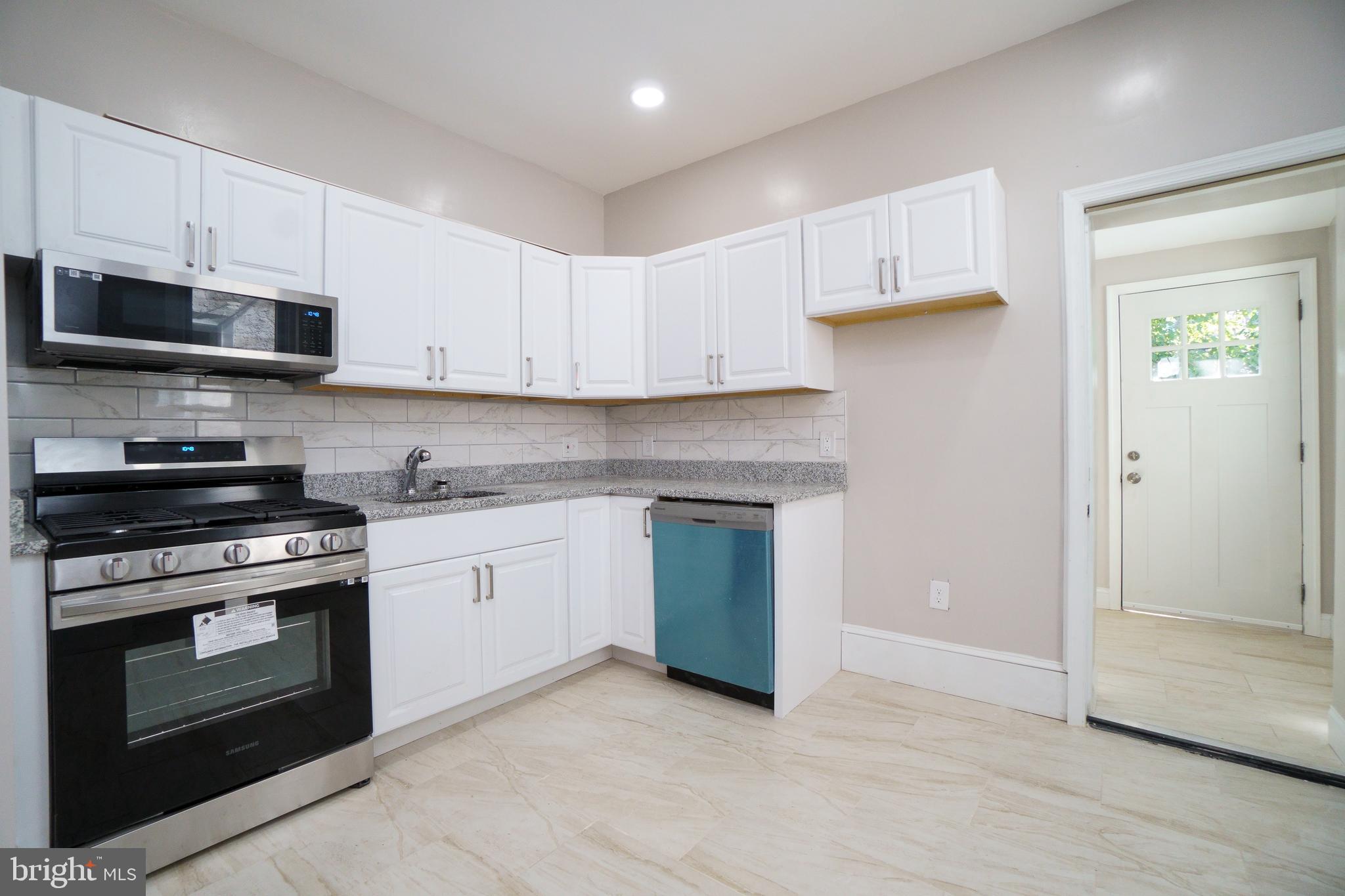 PHILADELPHIA (WEST) - Residential