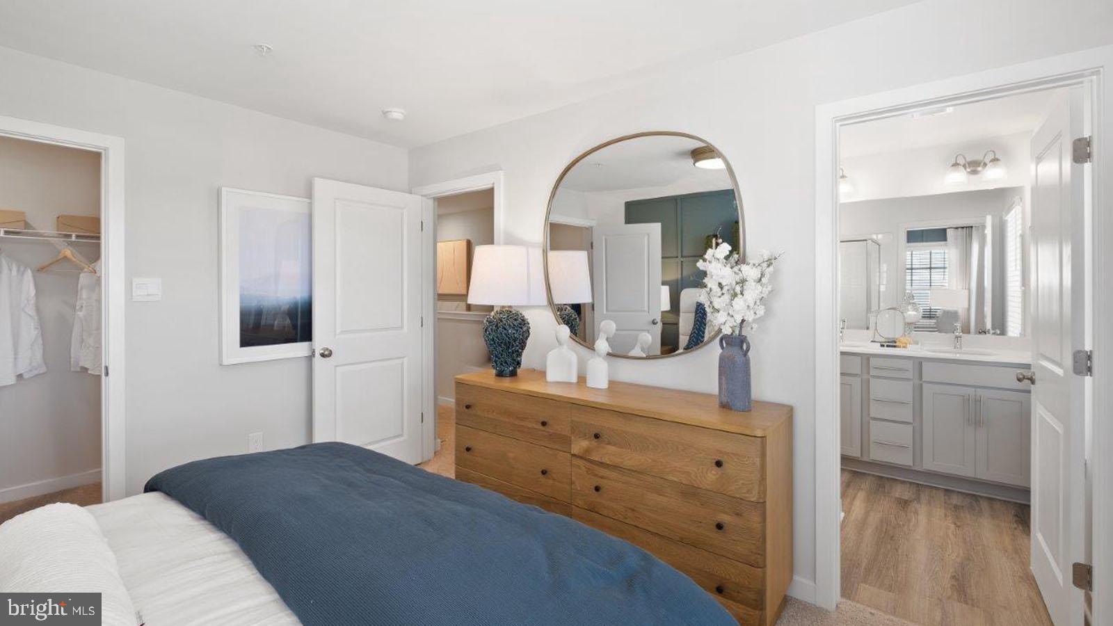 SPRING HILLS - Residential