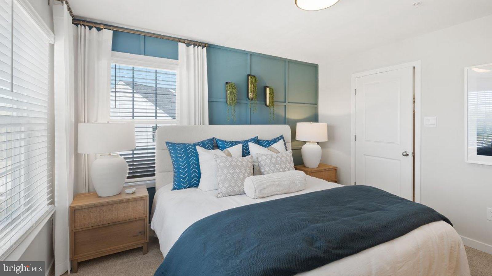 SPRING HILLS - Residential