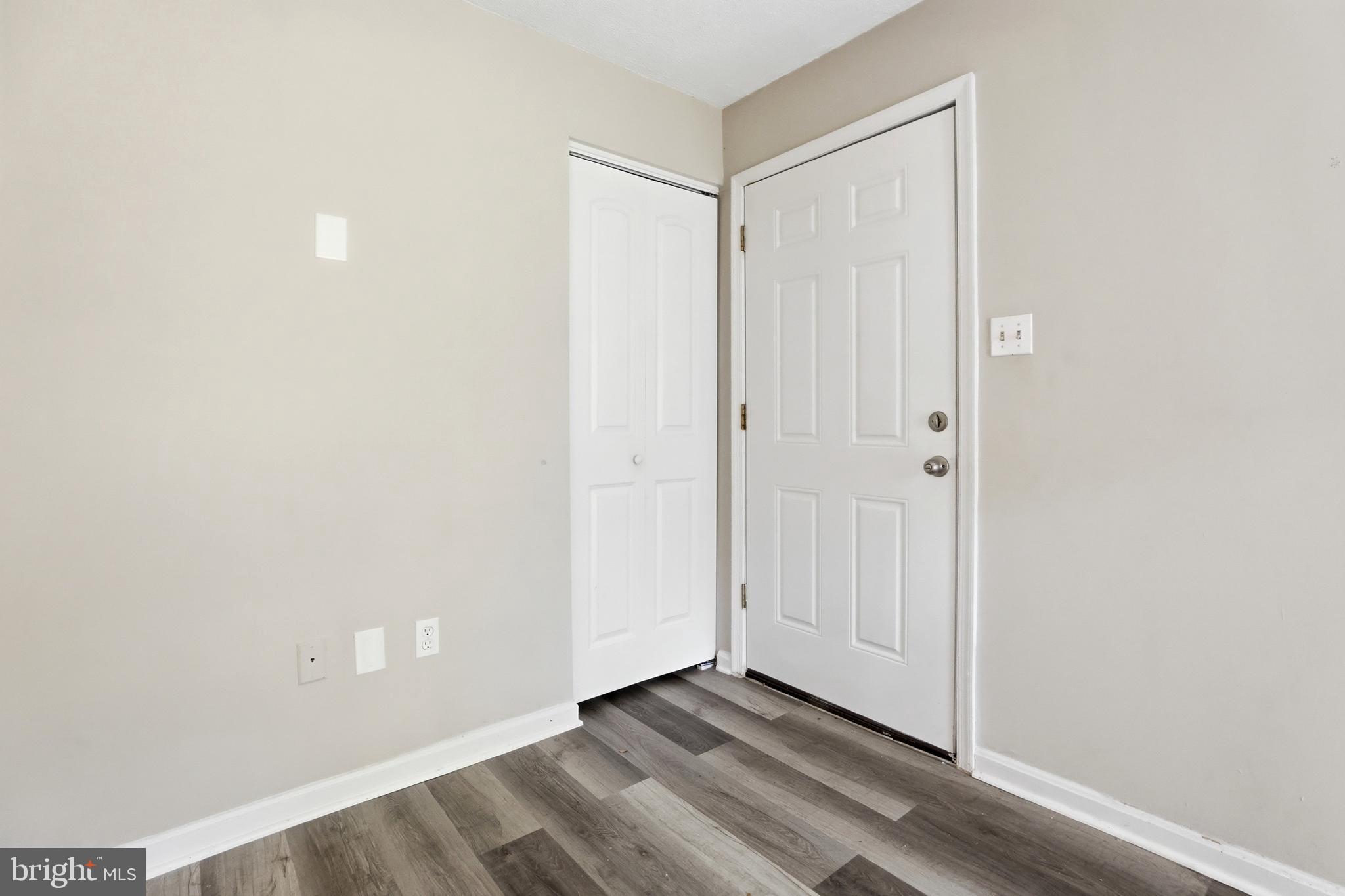 GREENHILLS - Residential