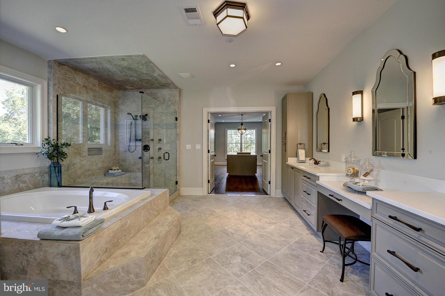 POTOMAC OUTSIDE - Residential
