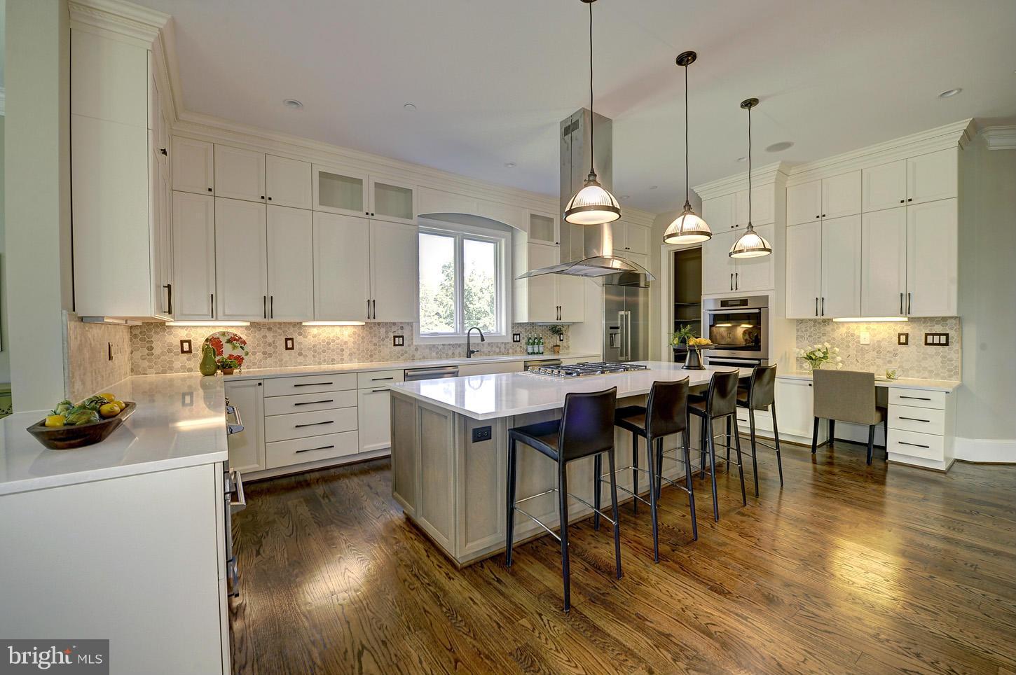 POTOMAC OUTSIDE - Residential