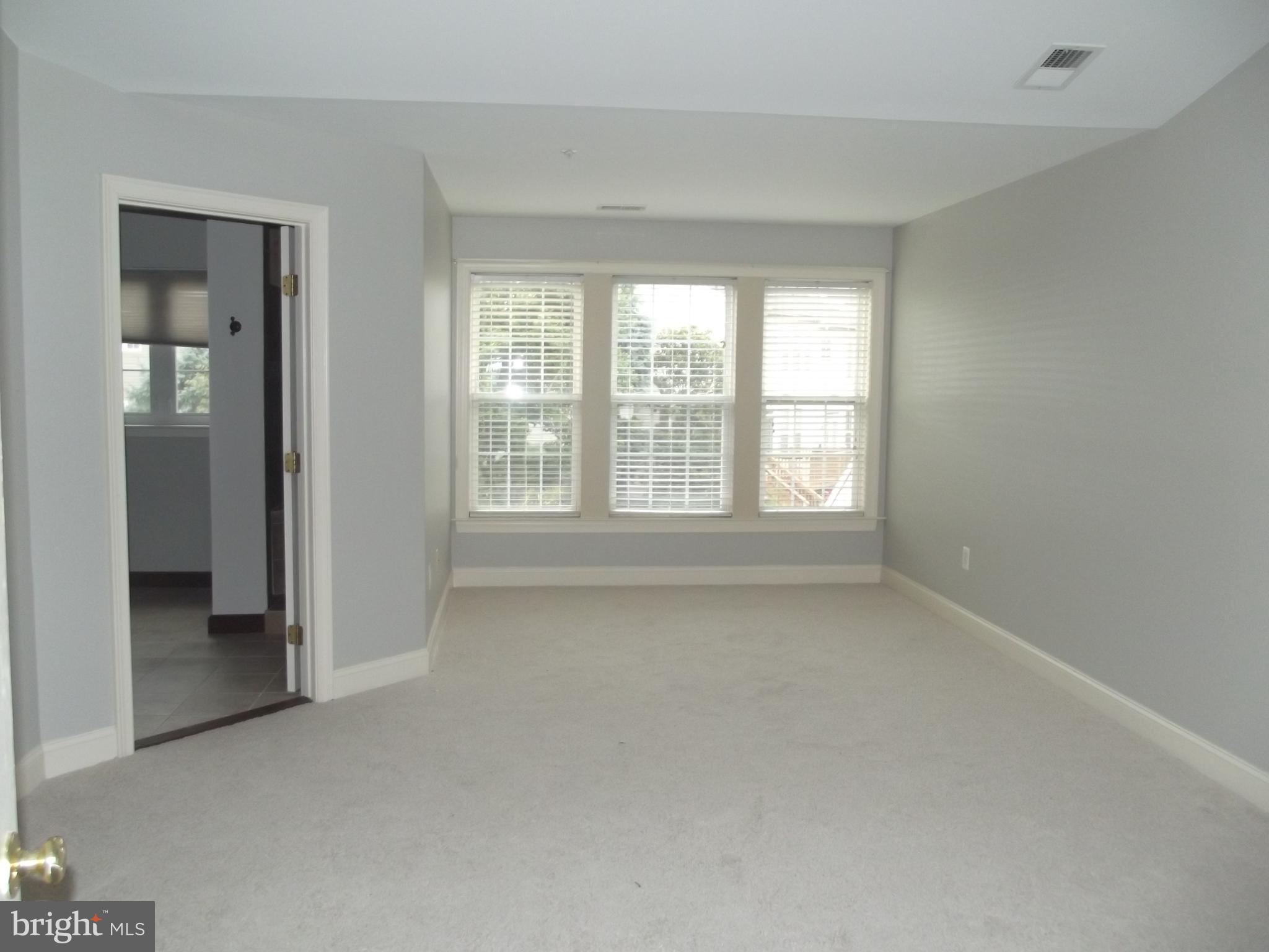 DEARBOUGHT - Residential Lease
