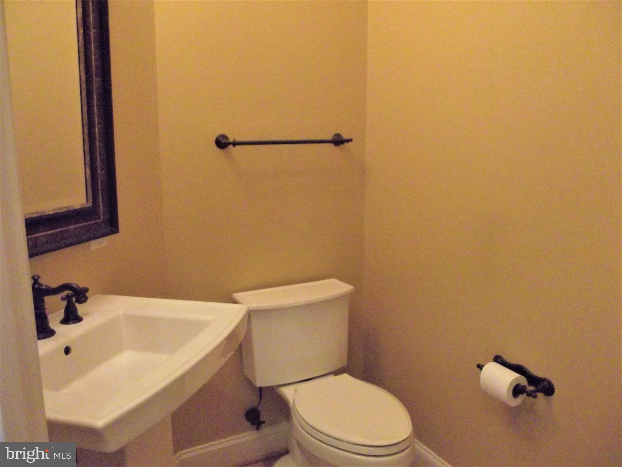DEARBOUGHT - Residential Lease