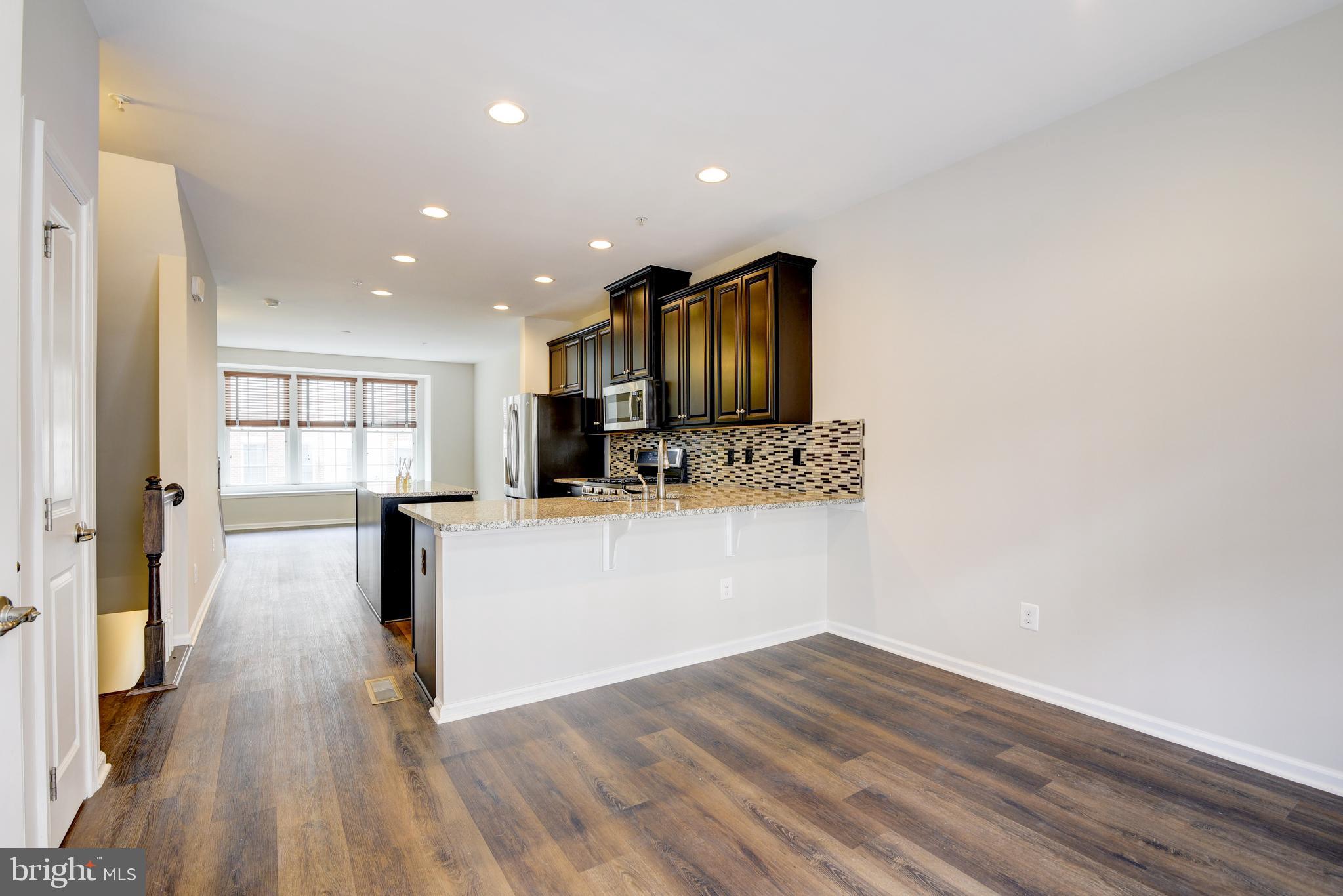 CRESCENT PLACE - Residential Lease