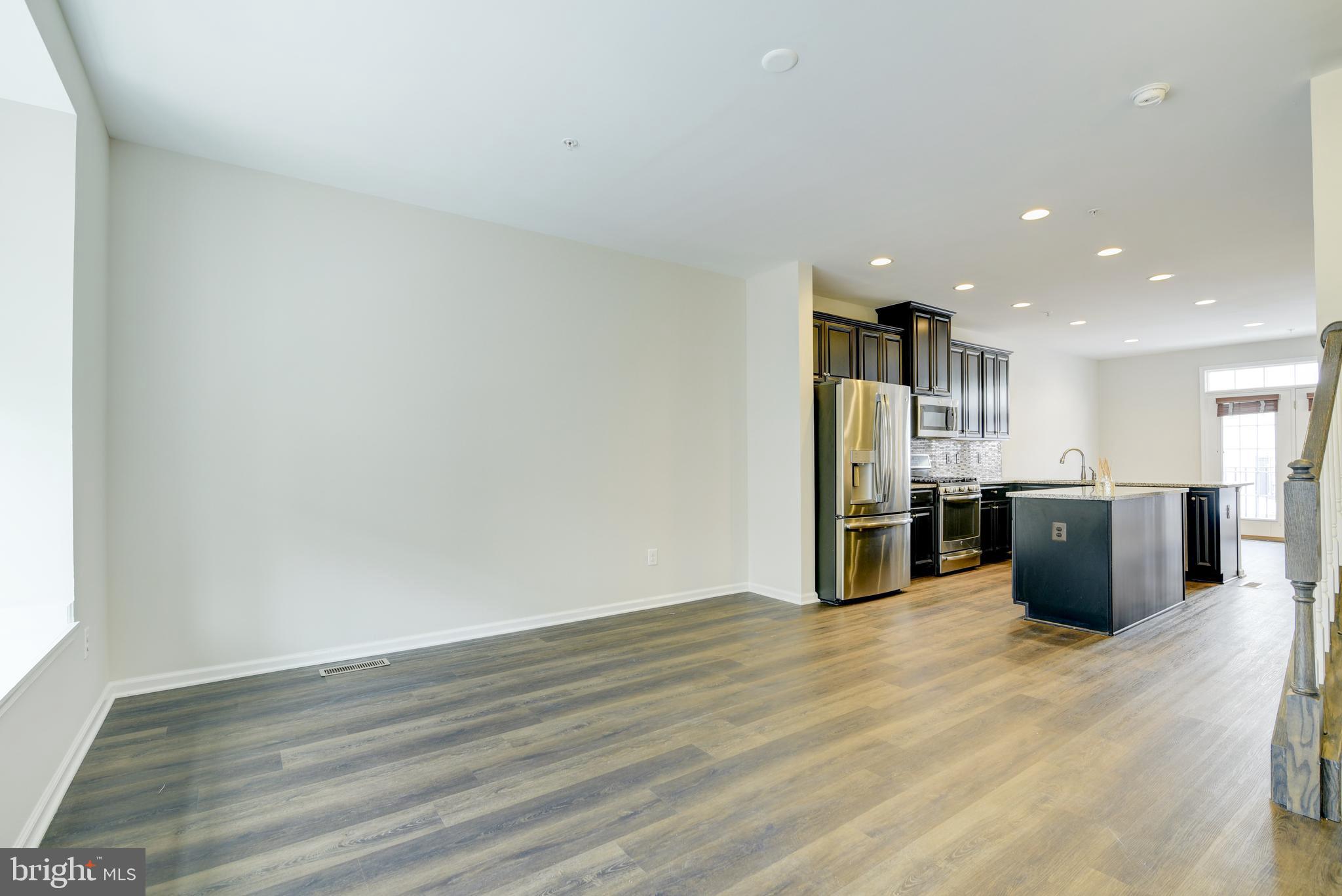 CRESCENT PLACE - Residential Lease