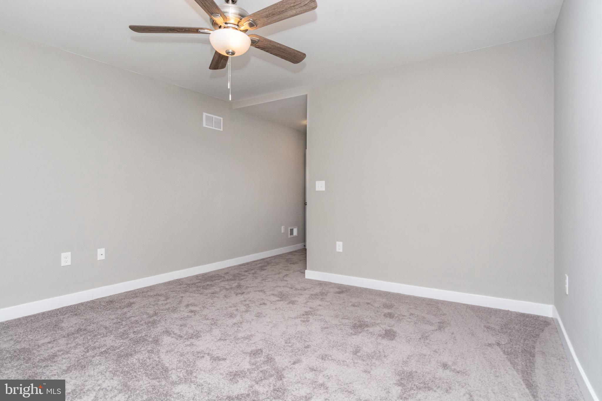 UPTON - Residential