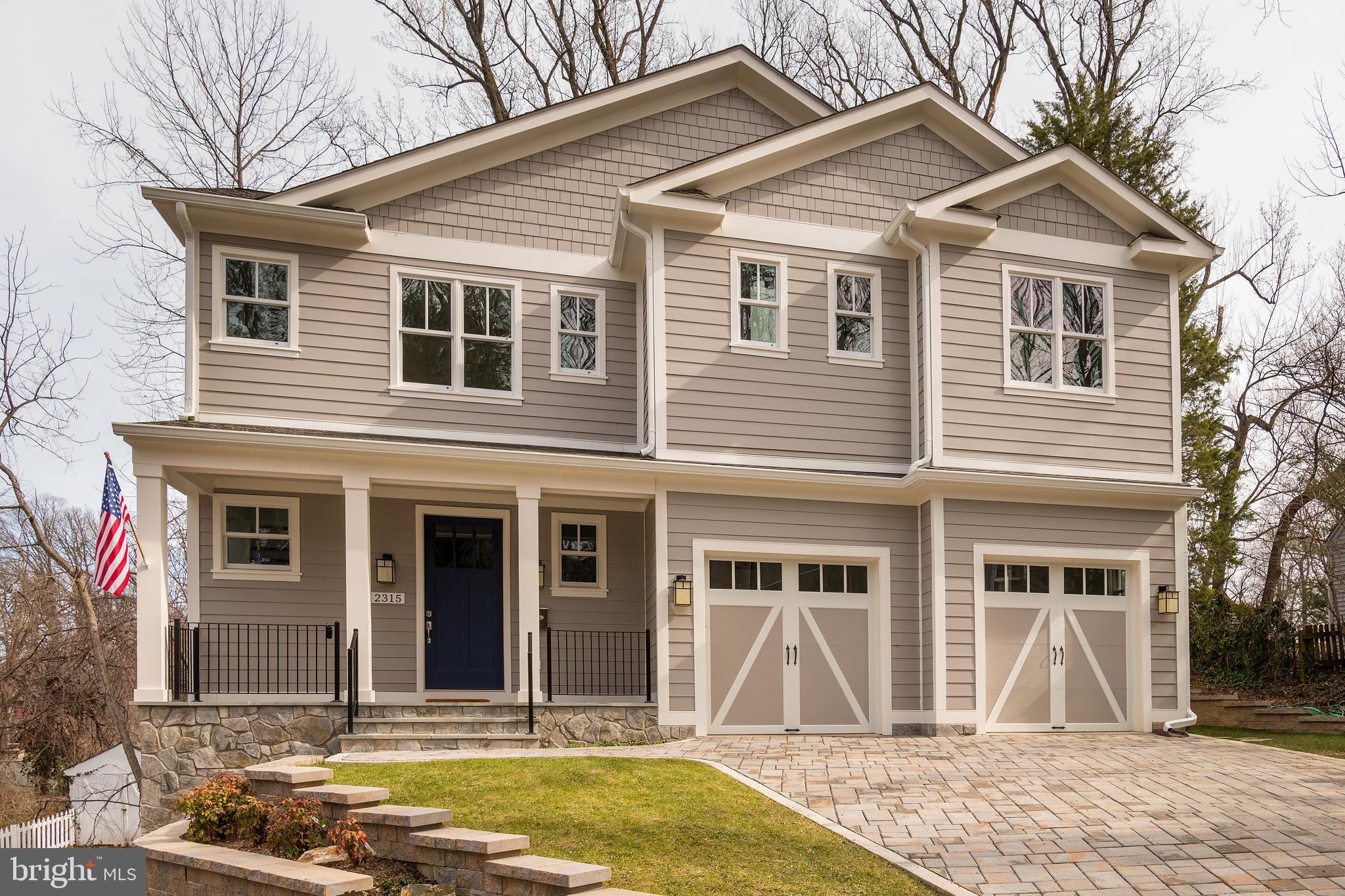 LEE HEIGHTS - Residential