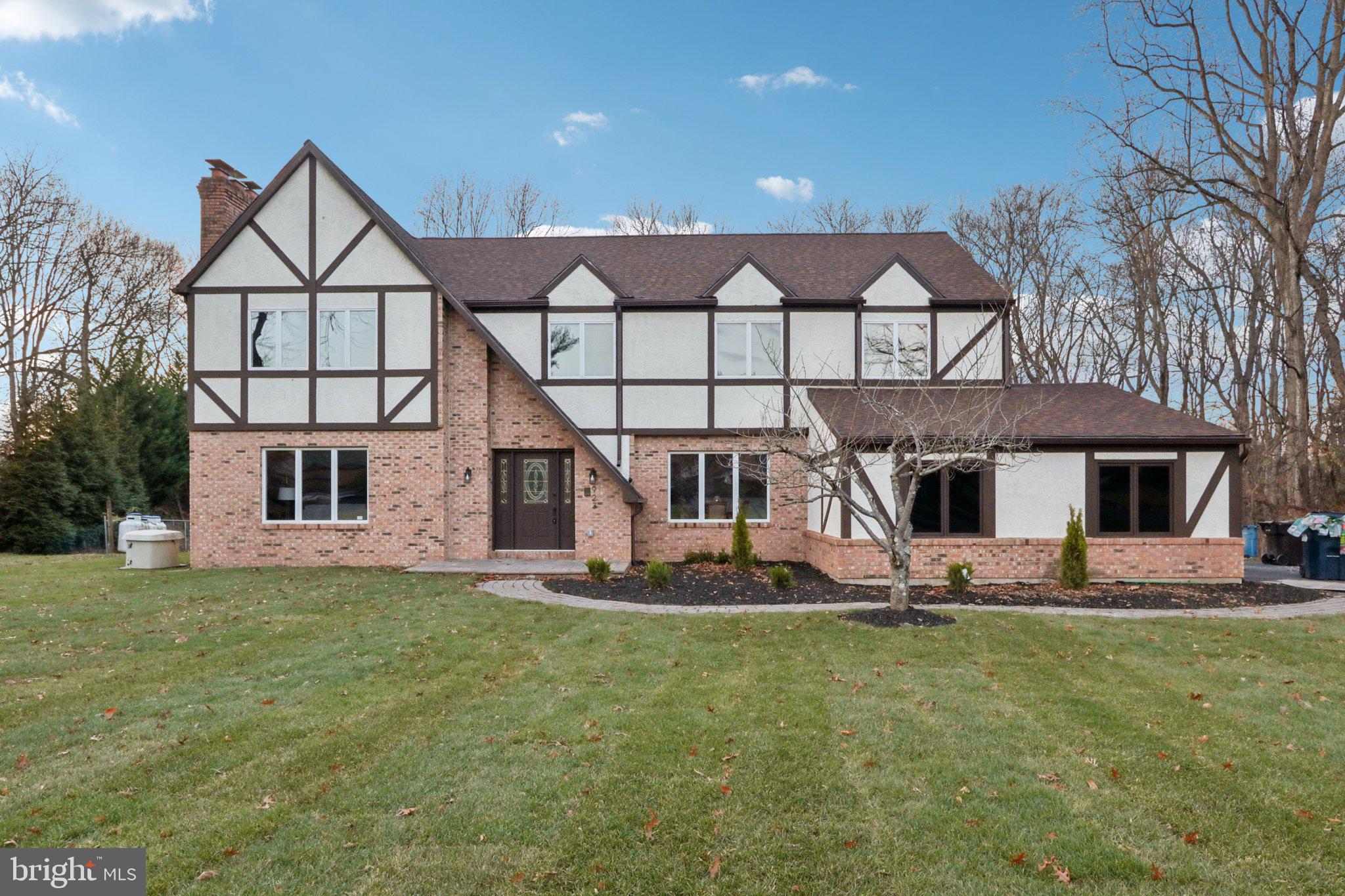 MAKEFIELD RIDGE - Residential