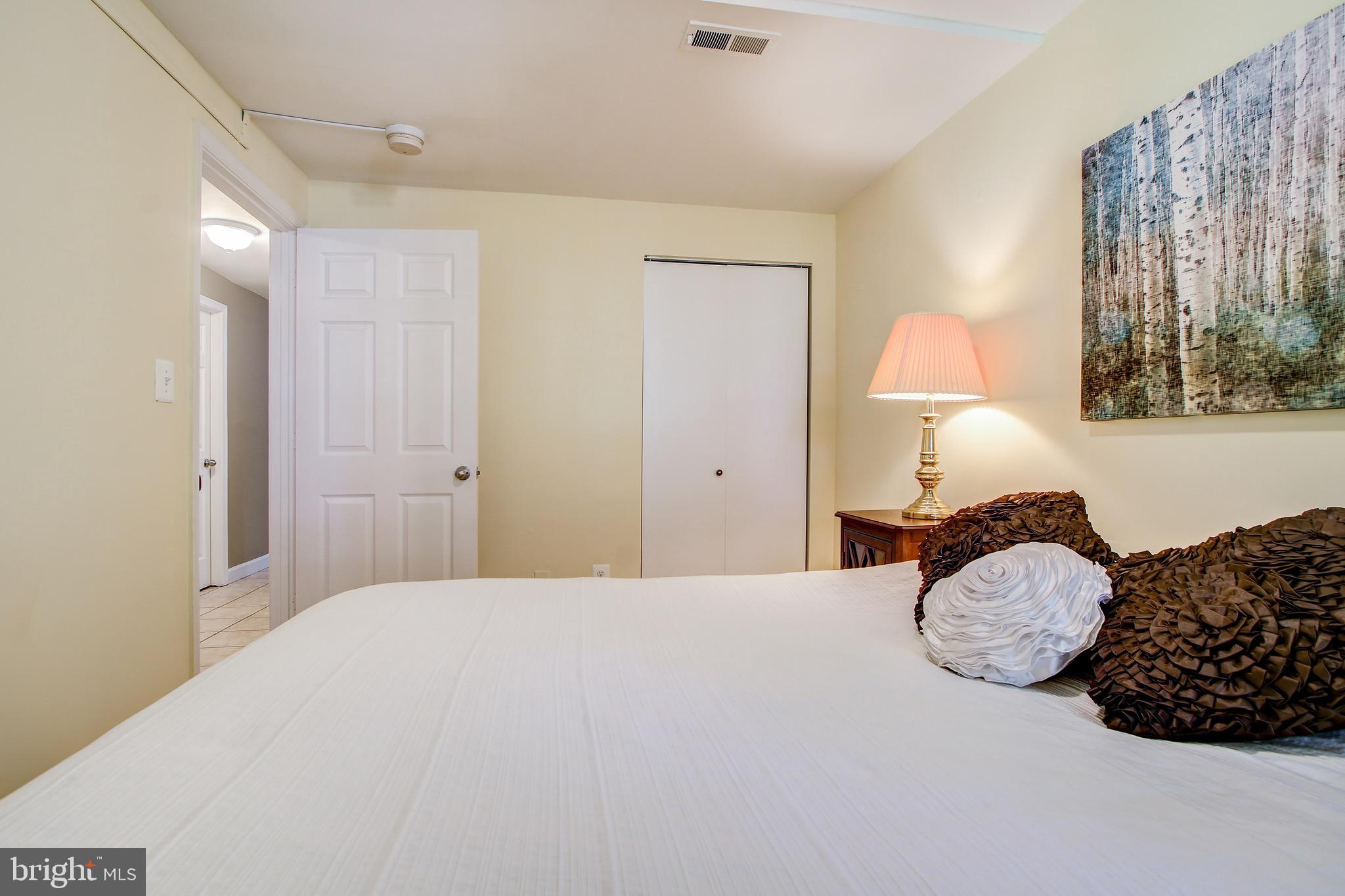GUNNERS LAKE VILLAGE - Residential