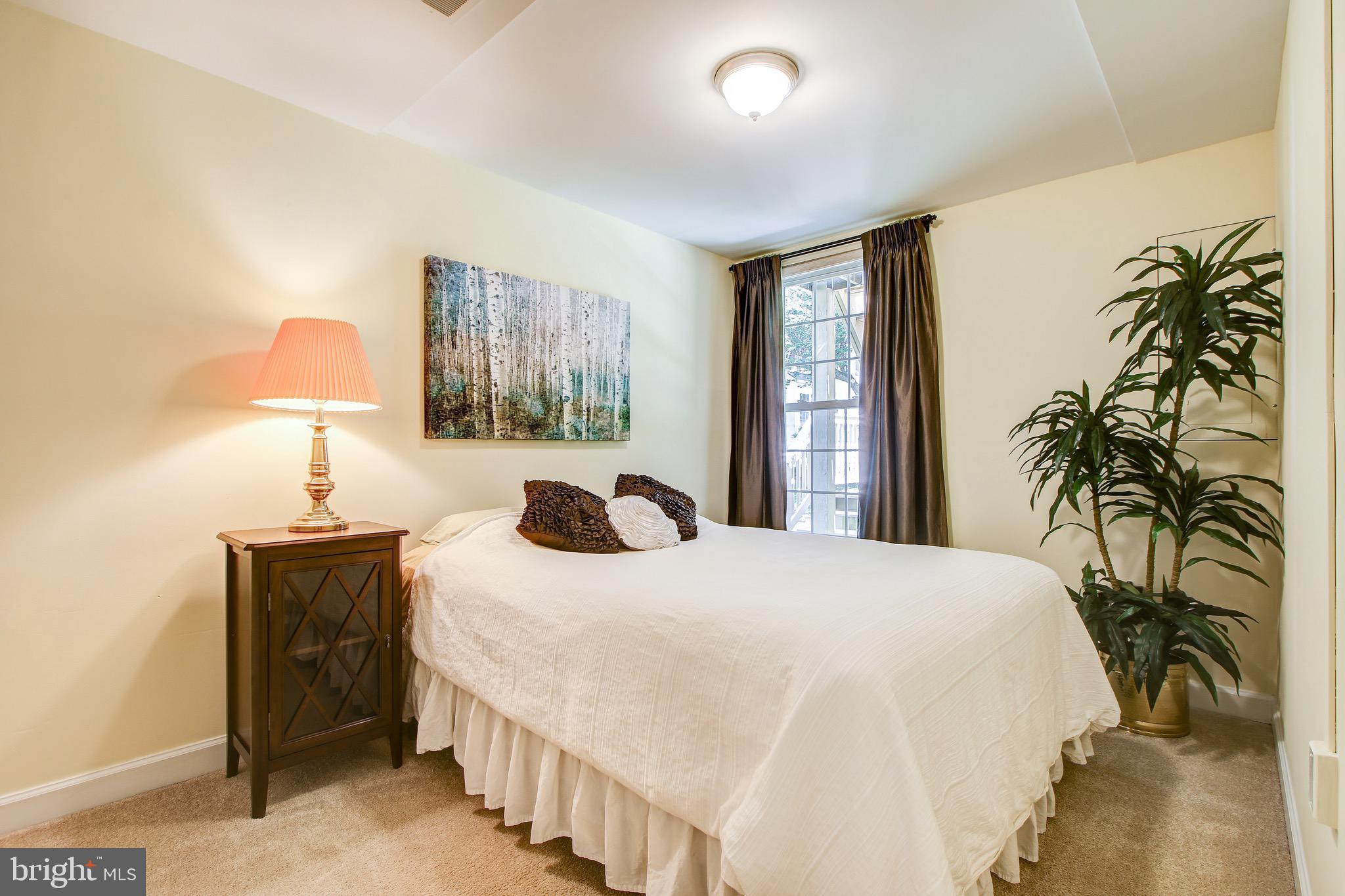 GUNNERS LAKE VILLAGE - Residential