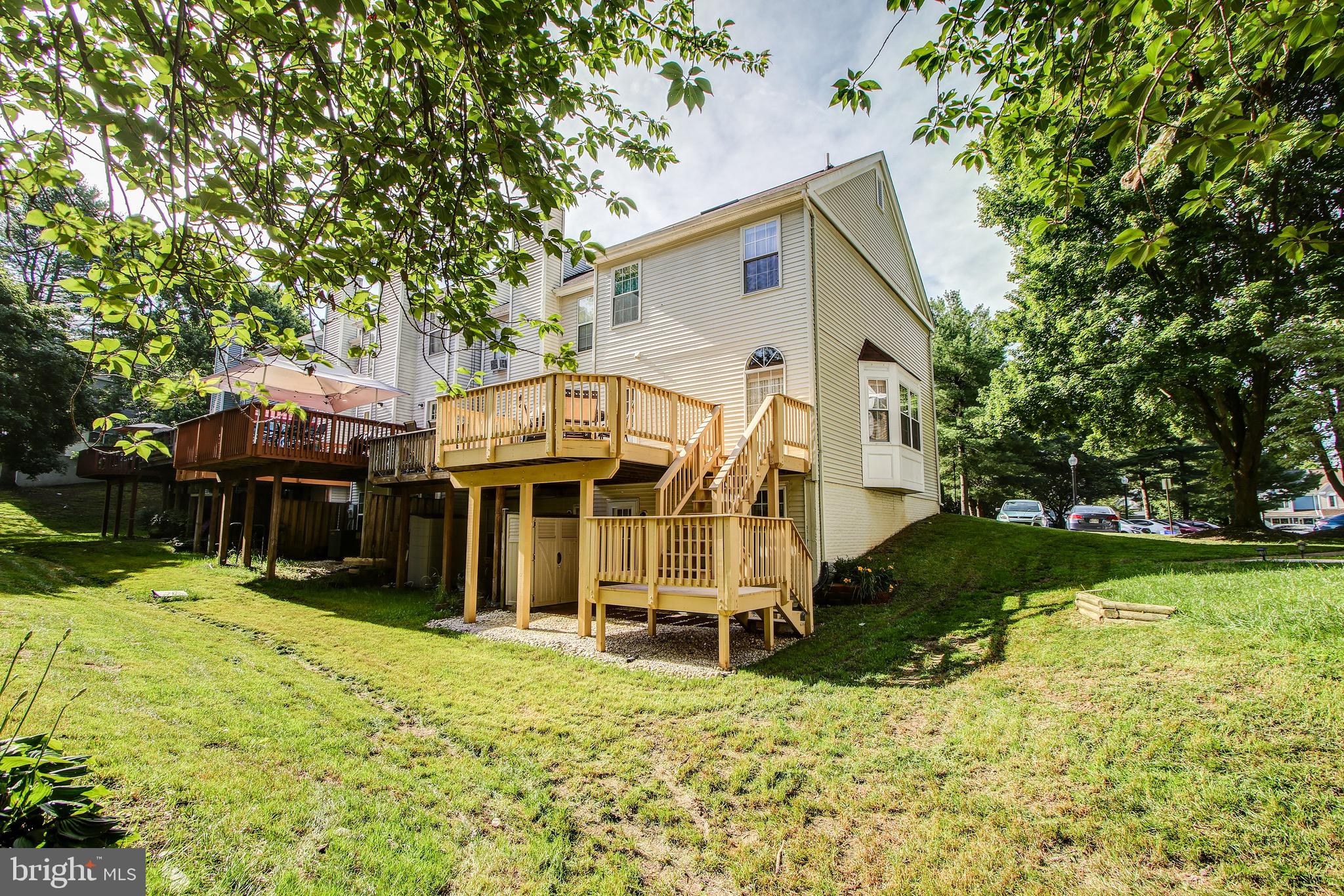 GUNNERS LAKE VILLAGE - Residential