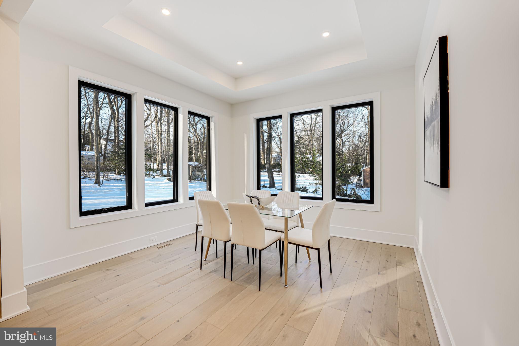 LEE FOREST - Residential