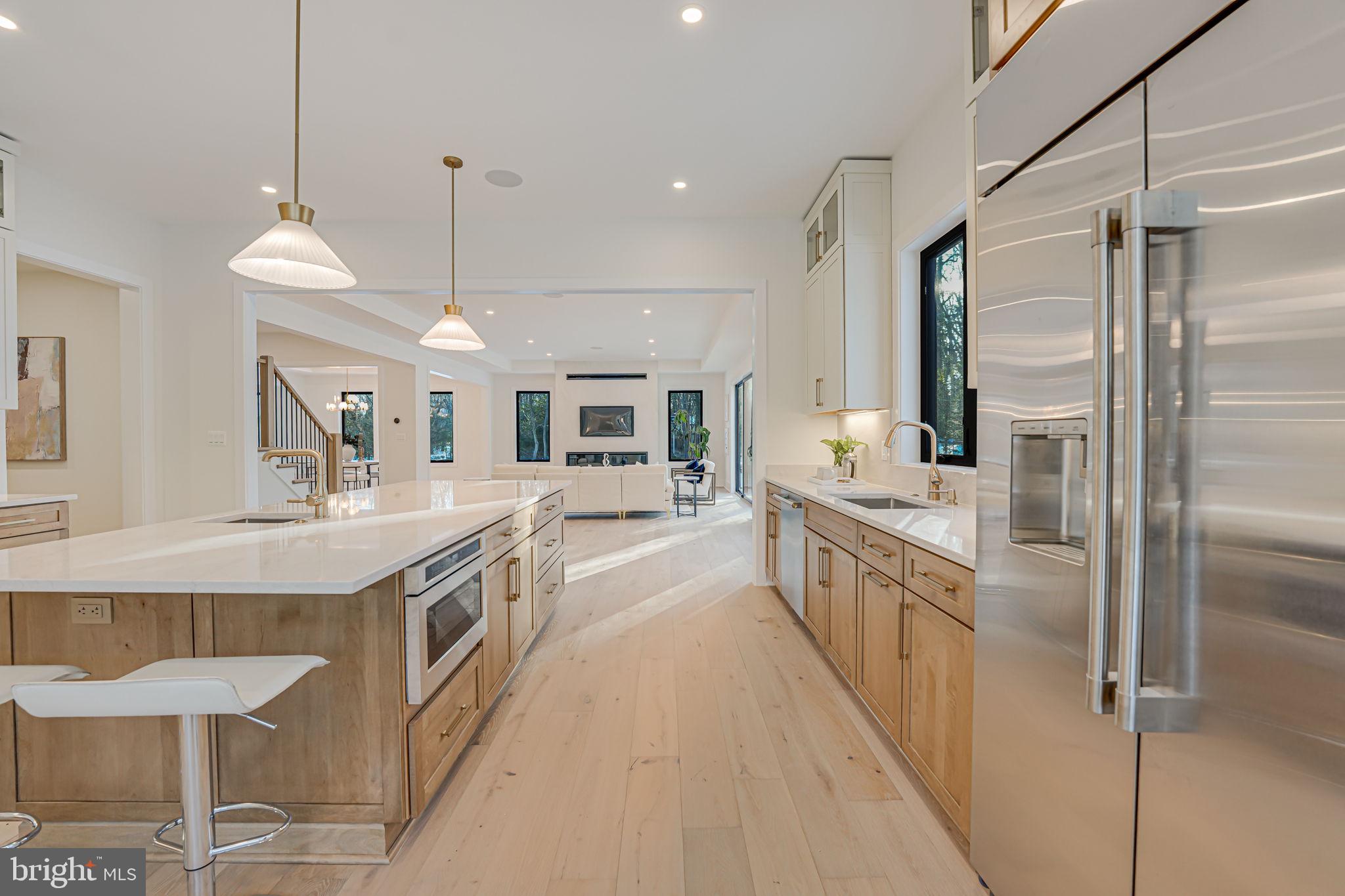 LEE FOREST - Residential