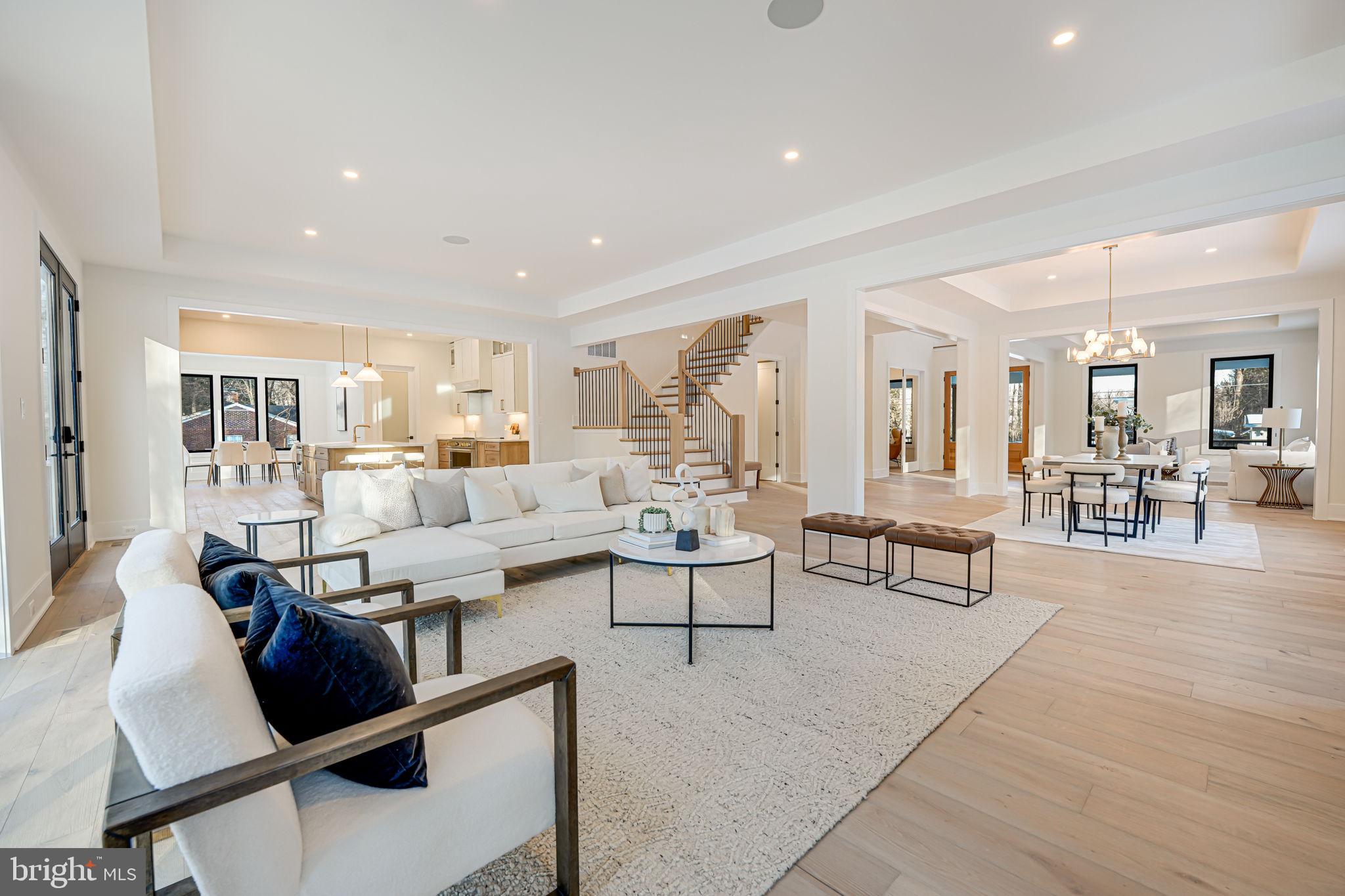 LEE FOREST - Residential