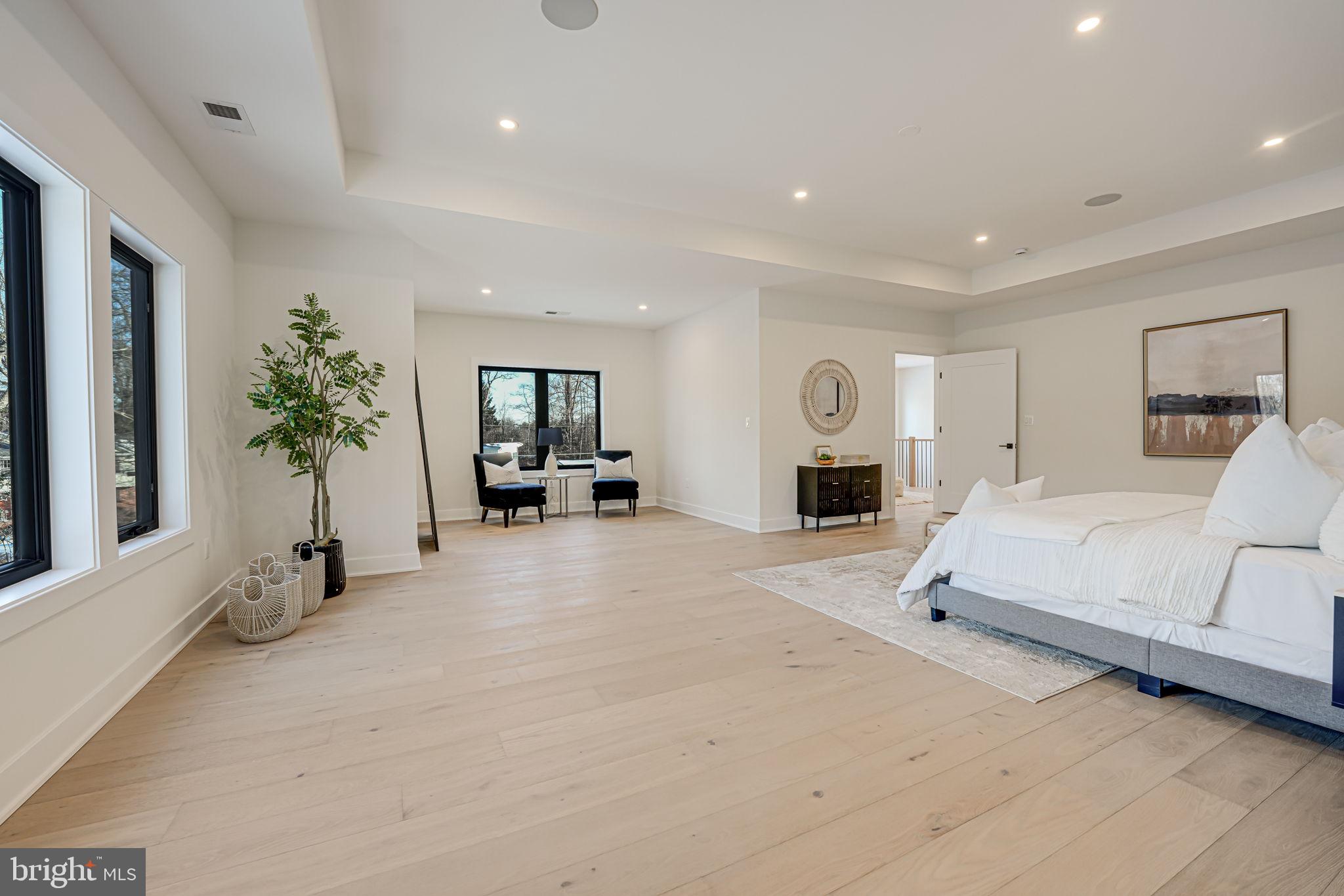 LEE FOREST - Residential