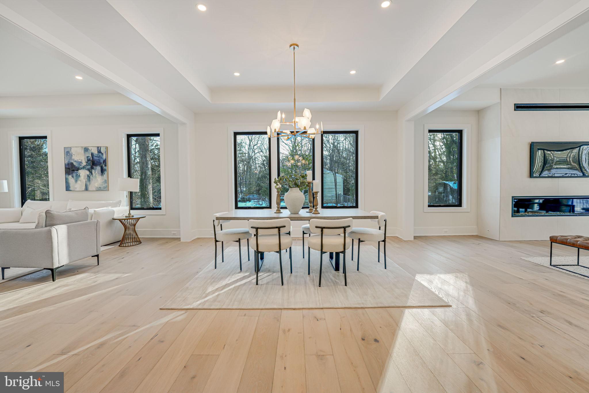 LEE FOREST - Residential