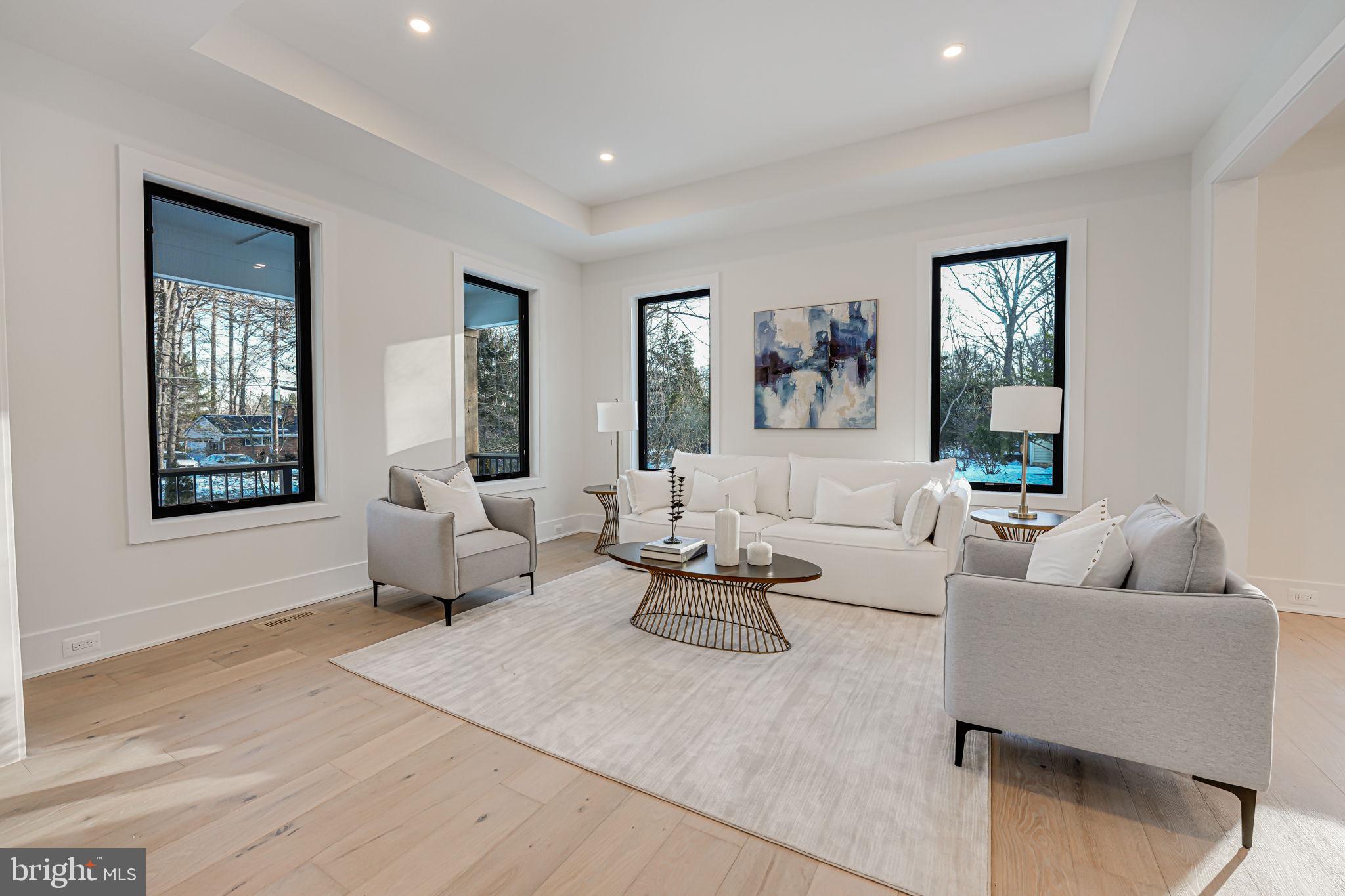 LEE FOREST - Residential