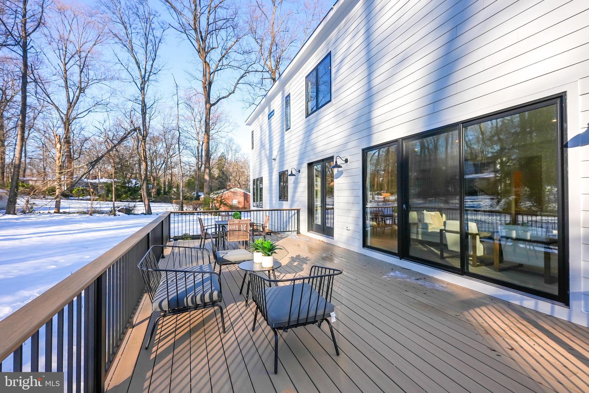 LEE FOREST - Residential