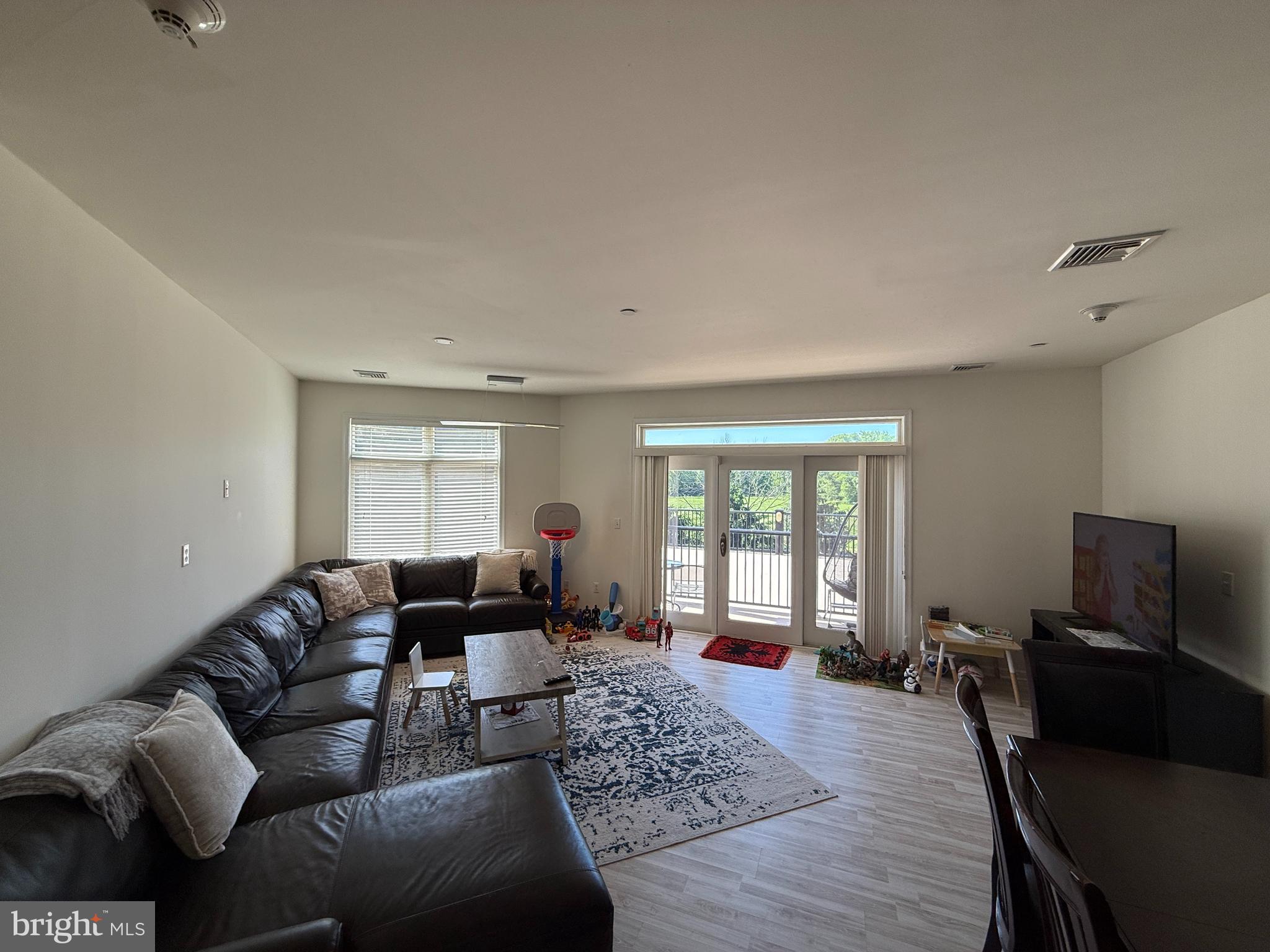 HUNTINGDON VALLEY - Residential