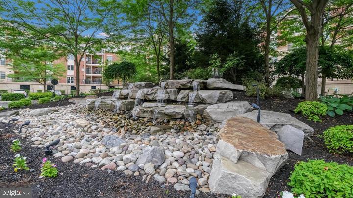 HUNTINGDON VALLEY - Residential