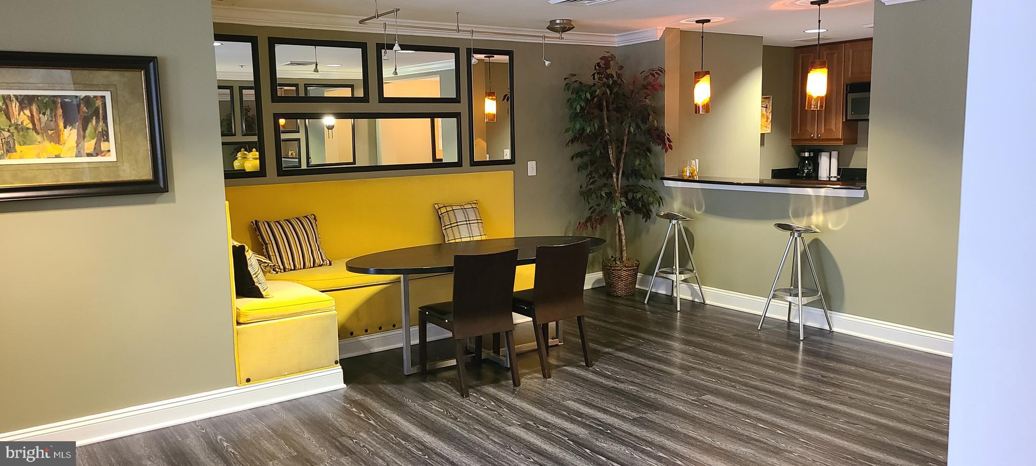 HARBOR VIEW - Residential Lease