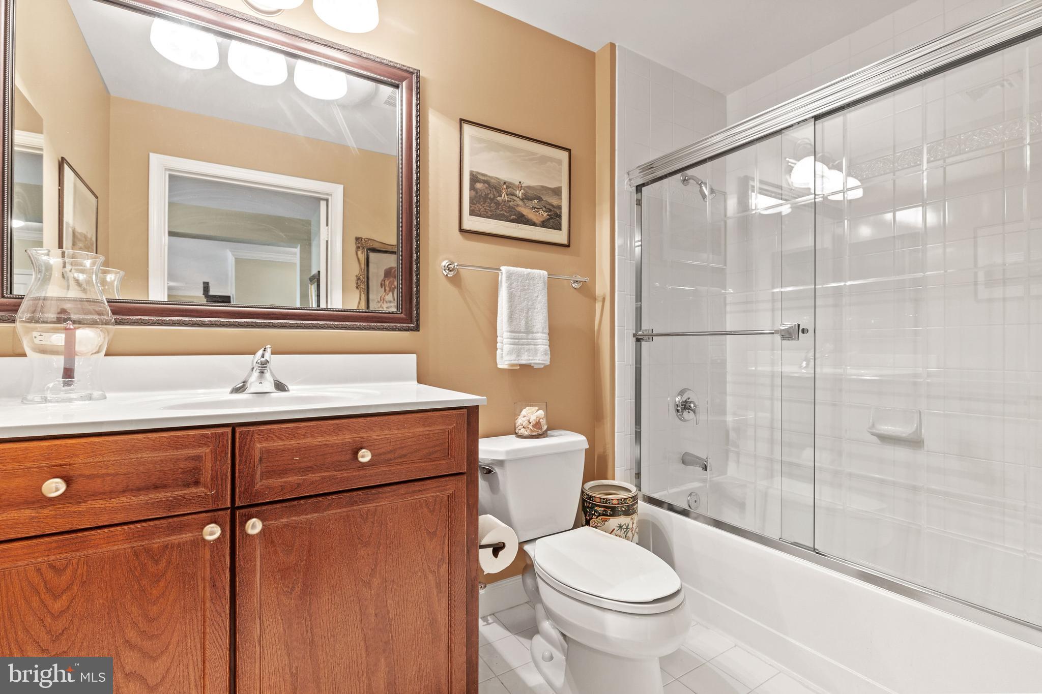 HARBOR VIEW - Residential Lease