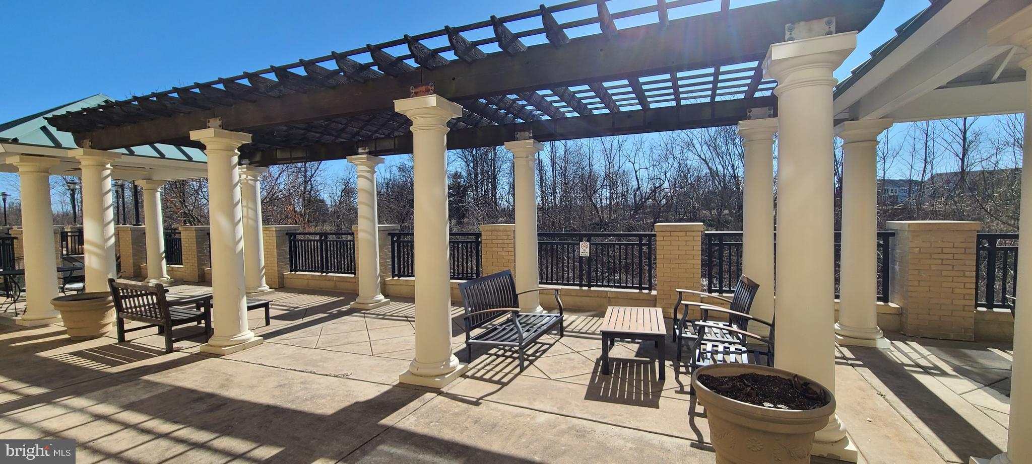 HARBOR VIEW - Residential Lease